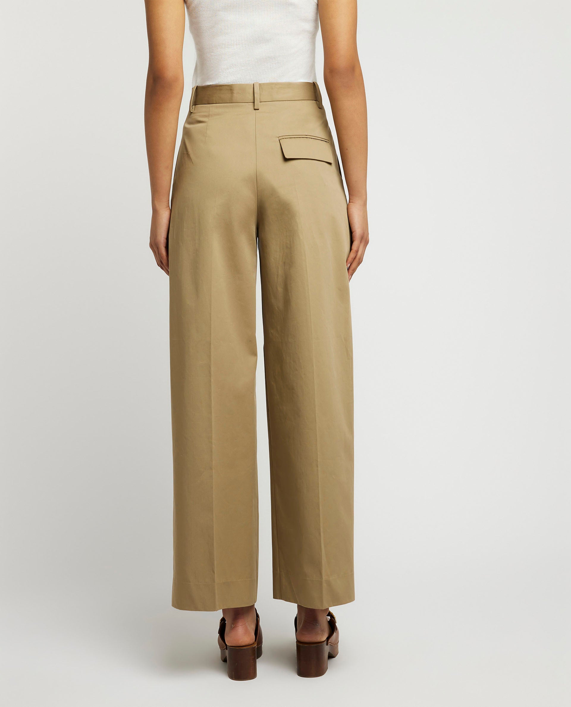 Wide leg pants