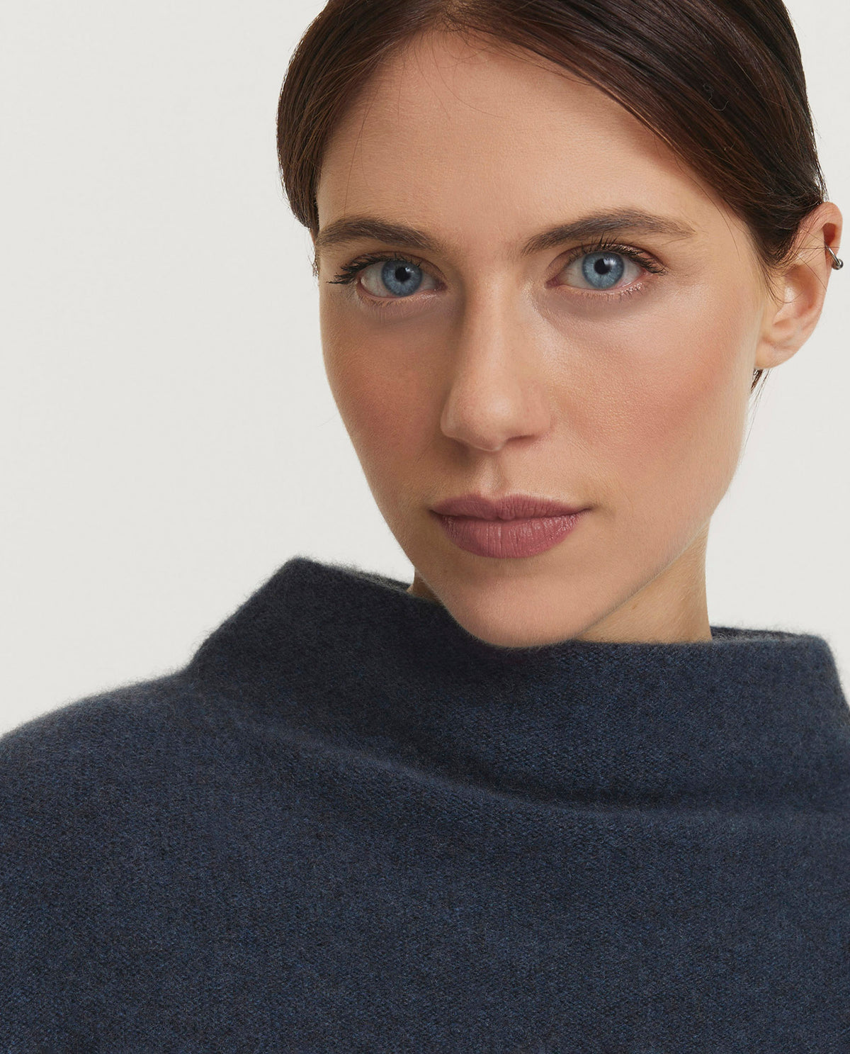 Cashmere funnel neck sweater