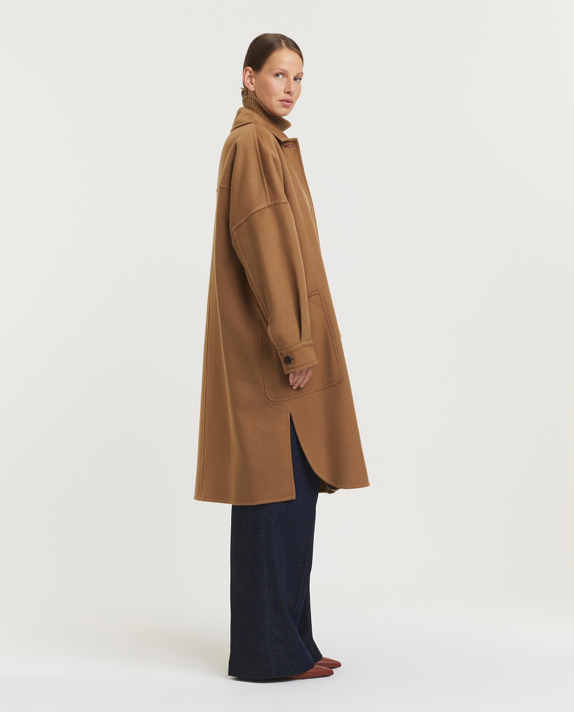 Oversized cashmere jas