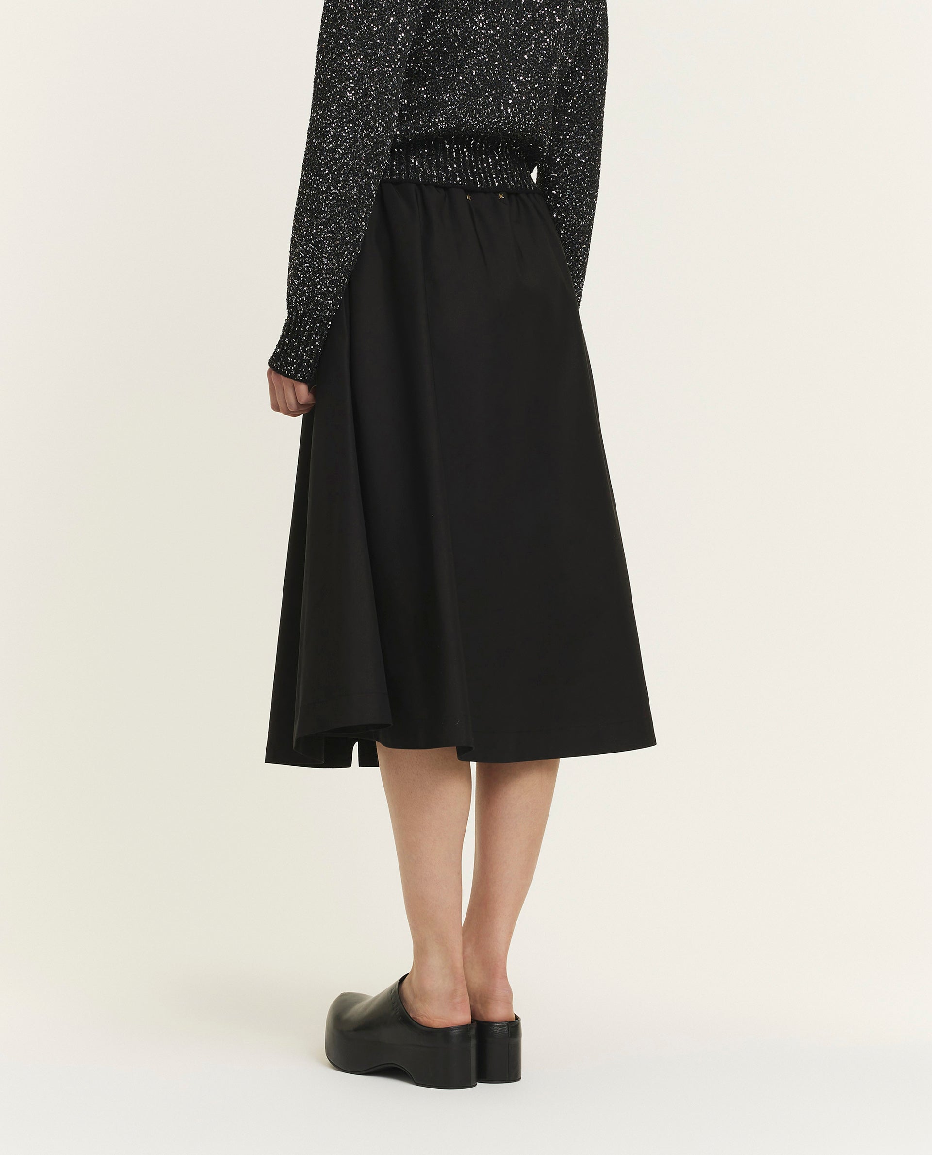 A-line skirt with zipper