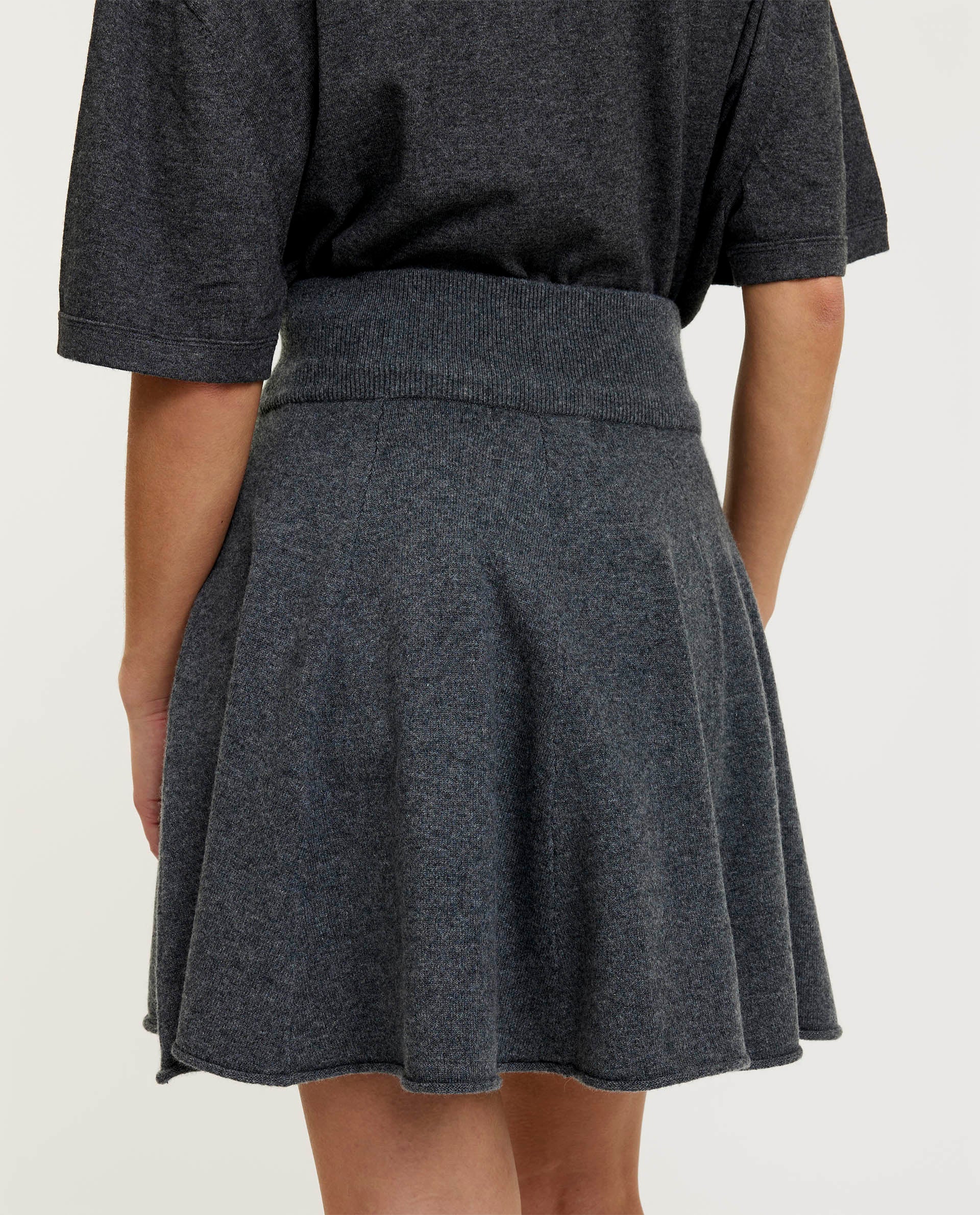 Cashmere skirt