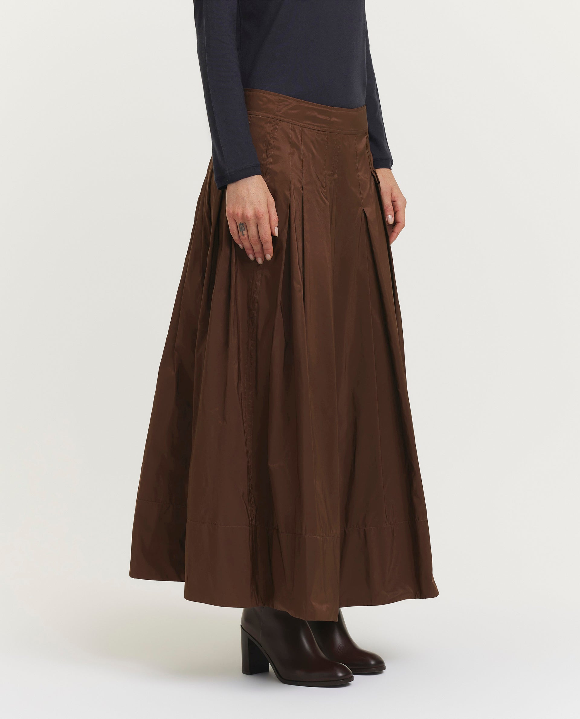 Pleated skirt