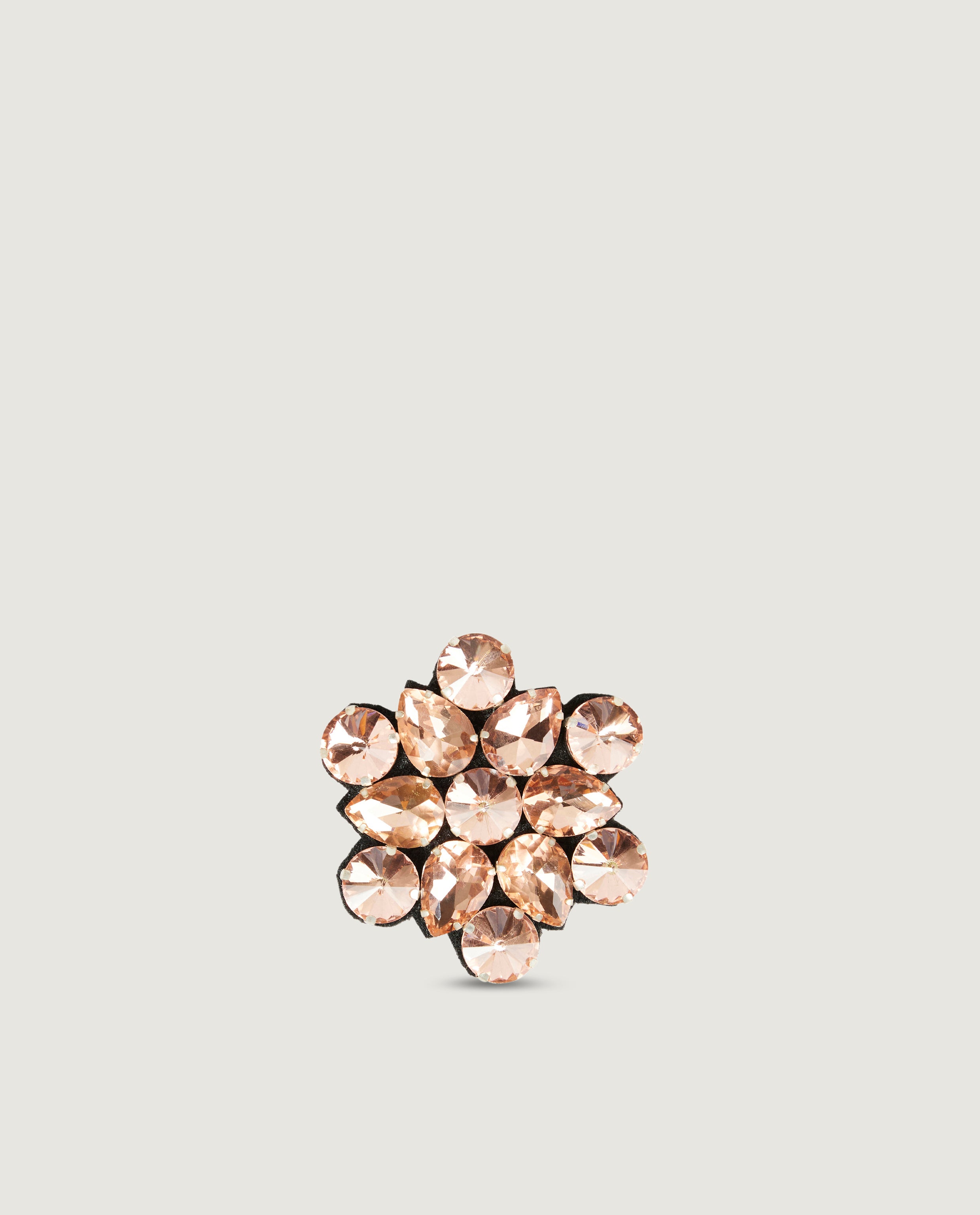 Flower pin