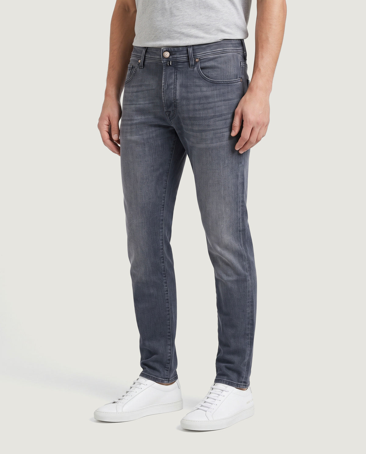 5/7/d/e/57dede7bfd371895d5bf16fc8a7dbfa9331fd78e_cohenjeans.jpg