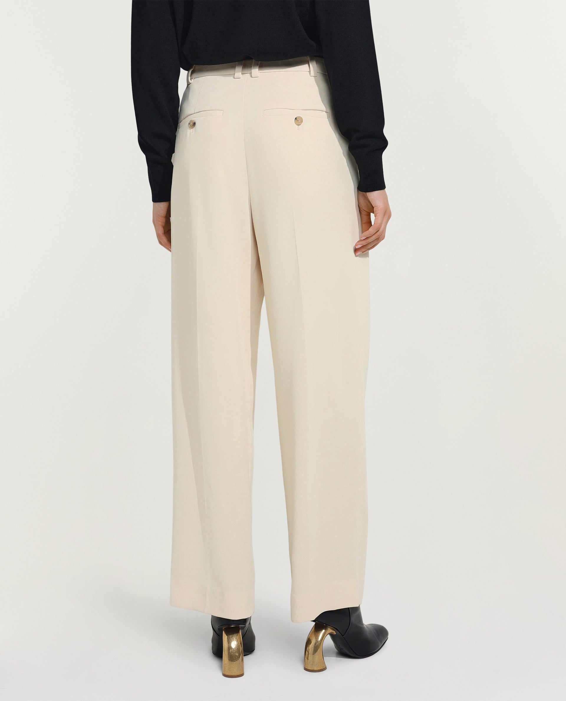 Wide leg trousers