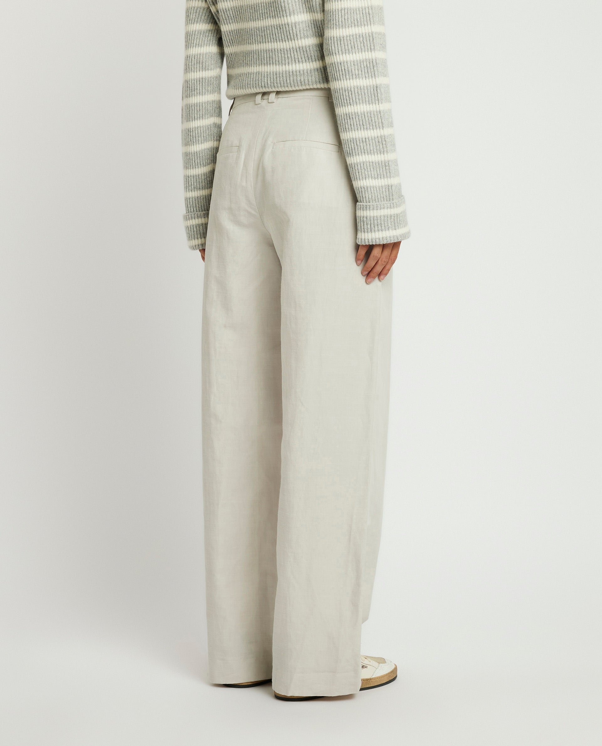 Loose cotton blend trousers