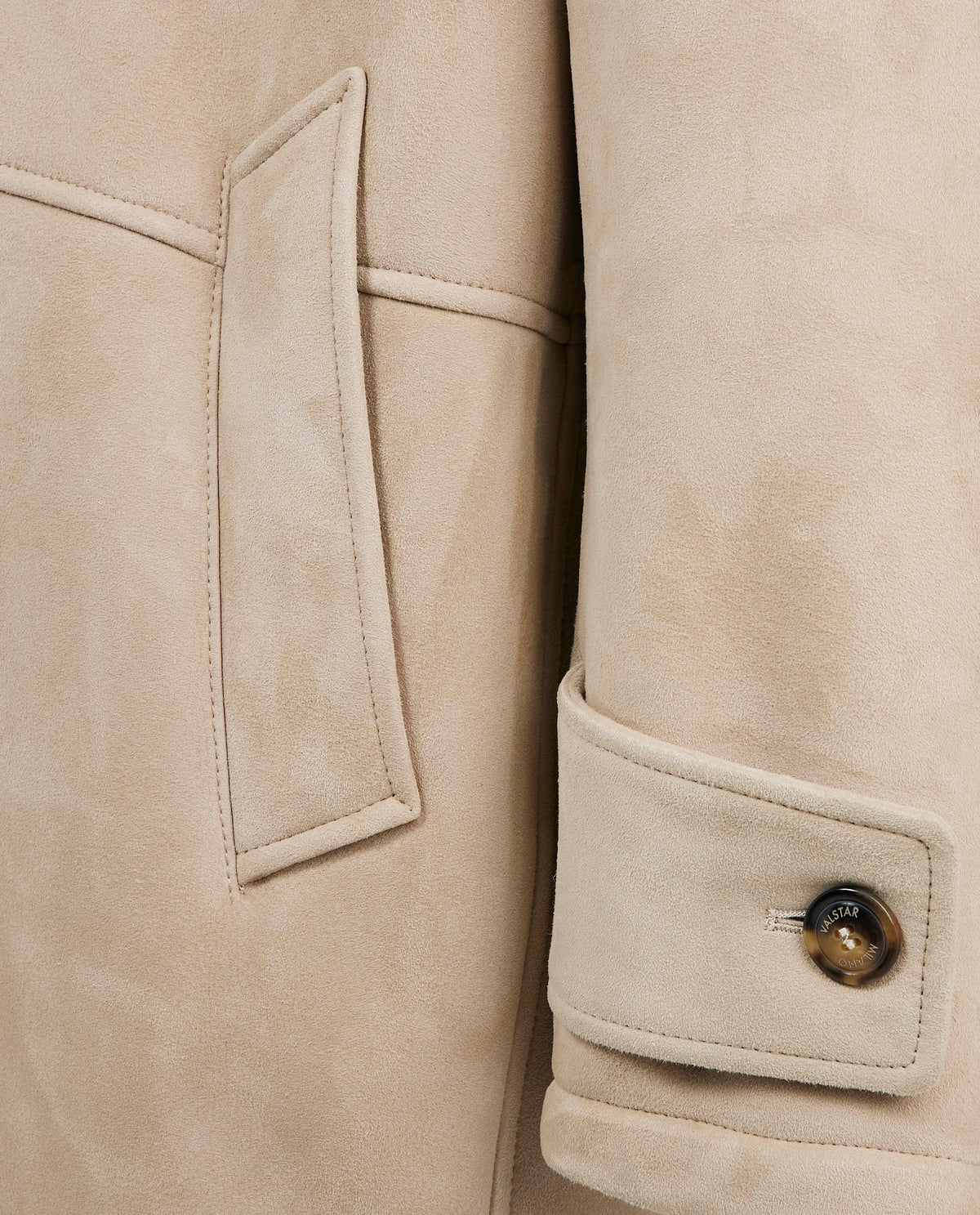 Double-Breasted Frumento Coat