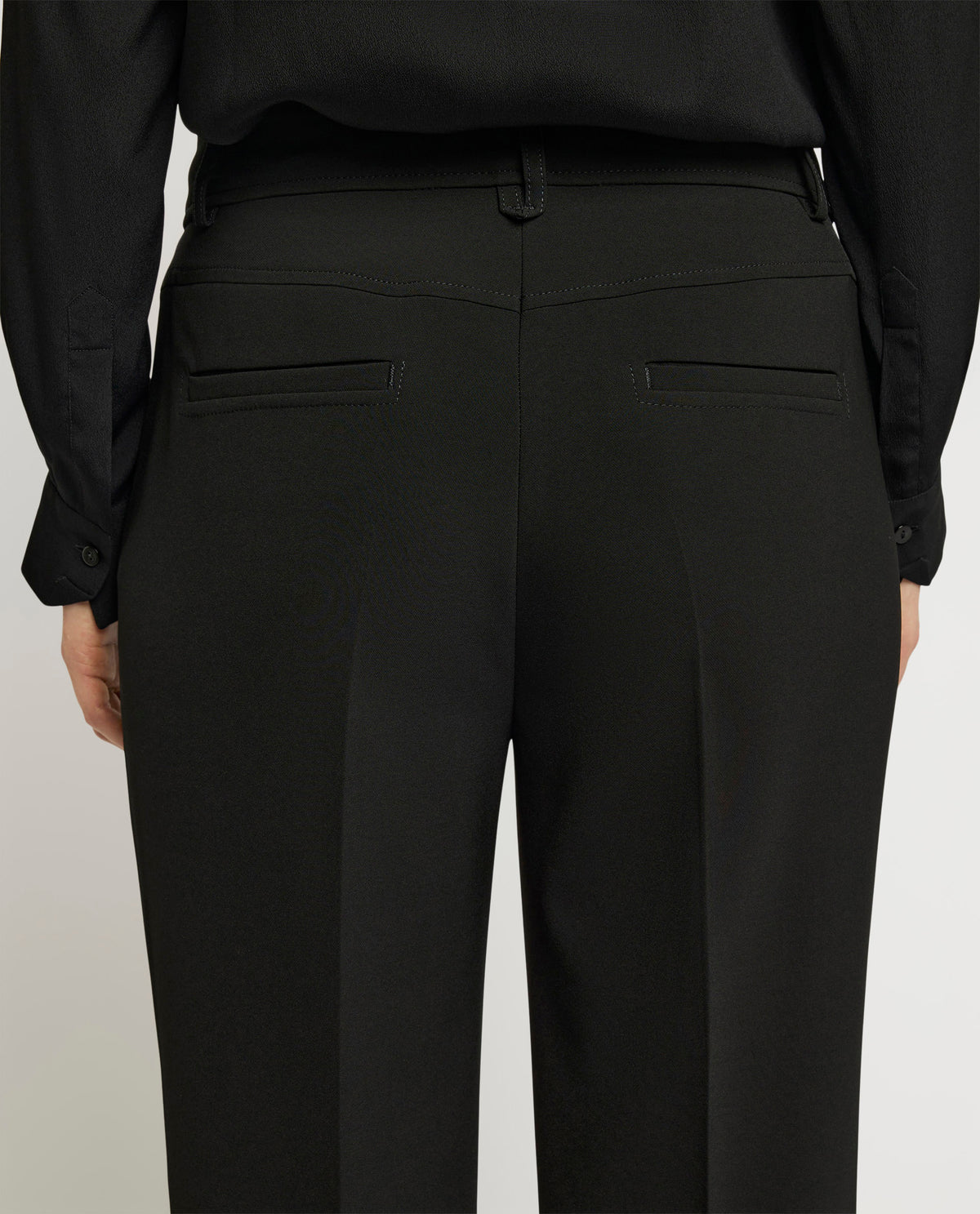 Straight fit trousers