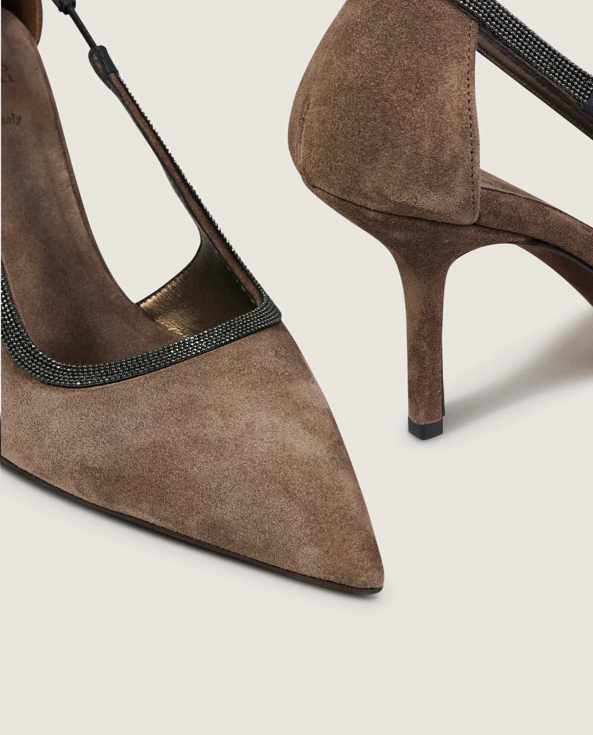 Suede pumps