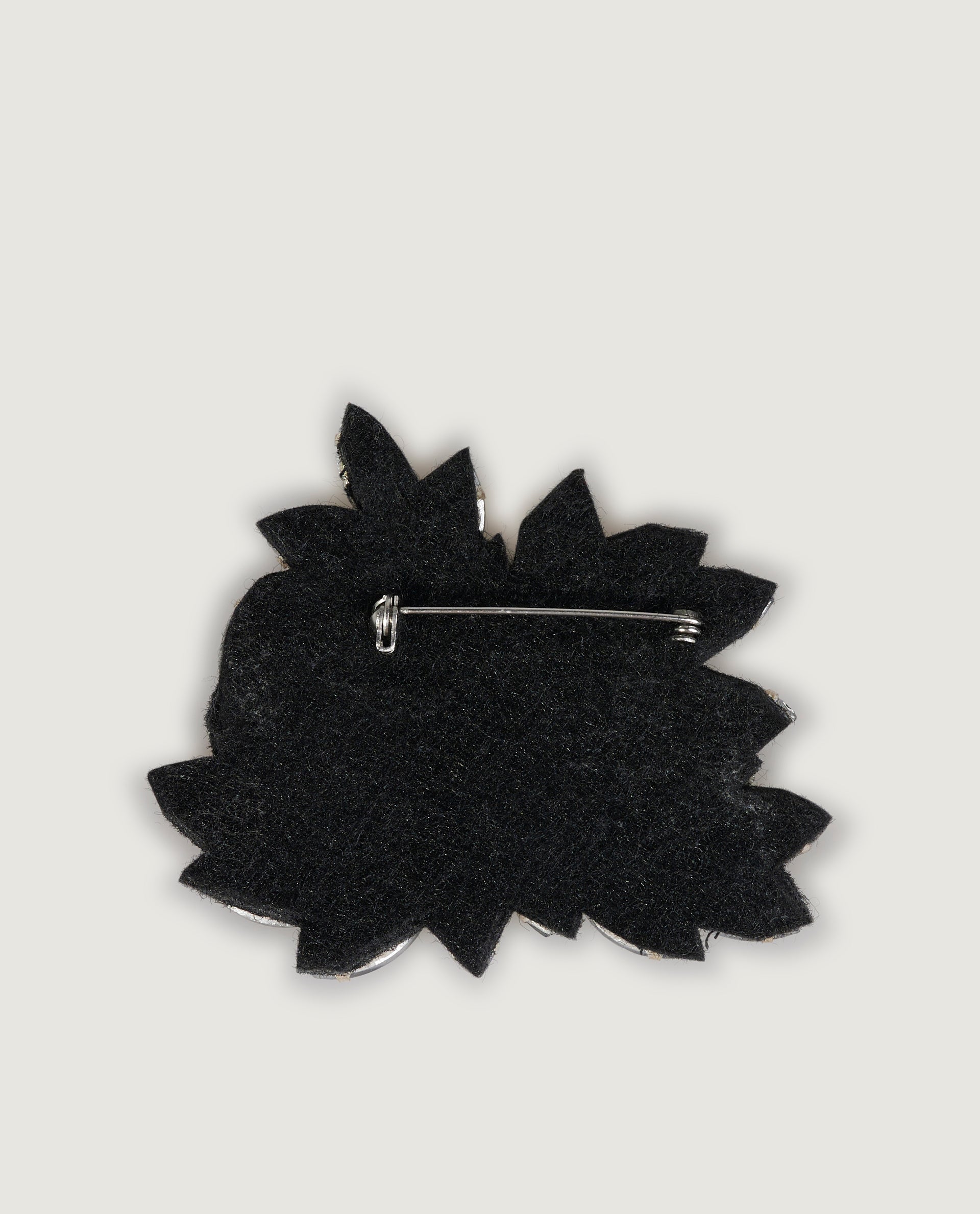 Flower pin