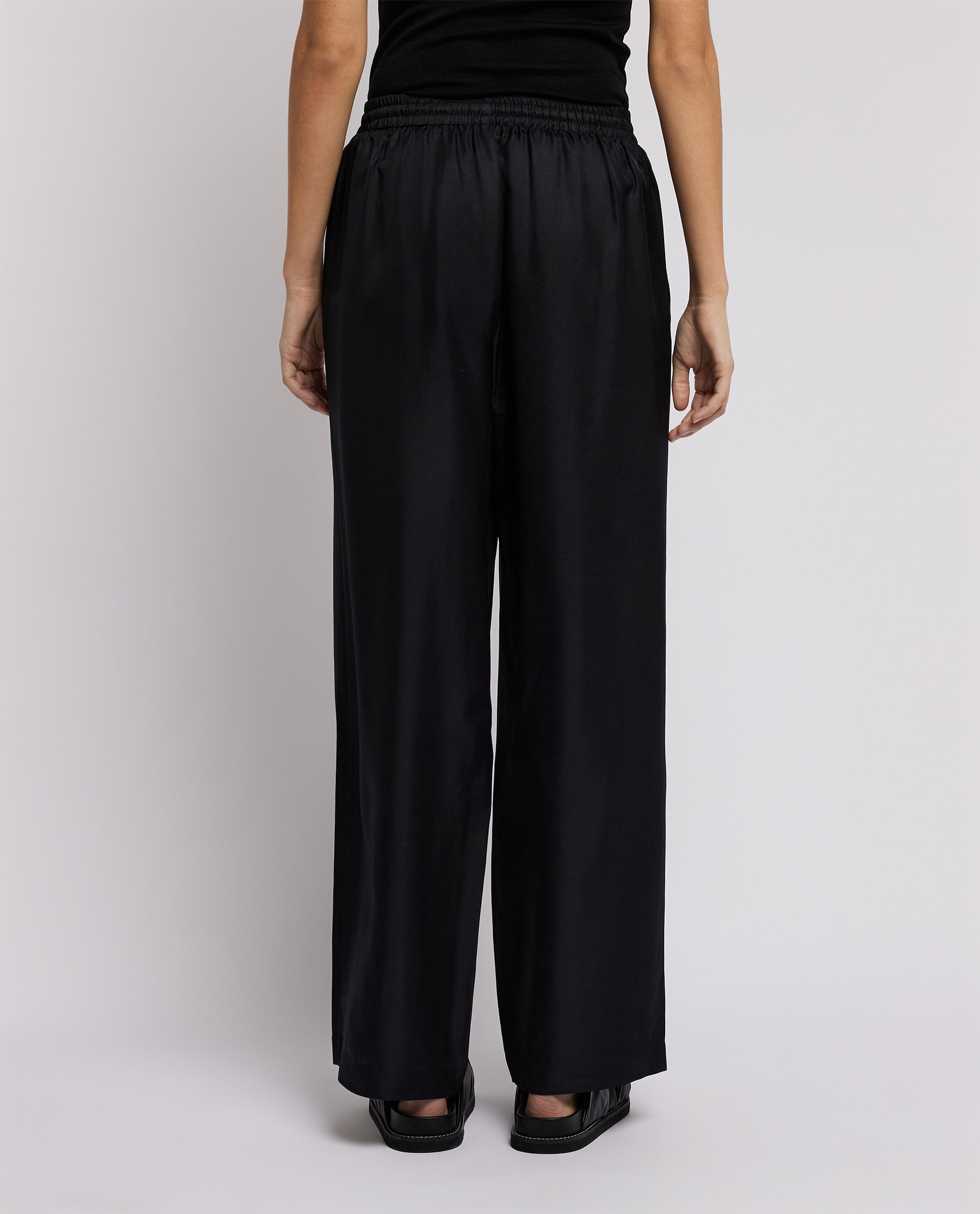 Wide leg pants