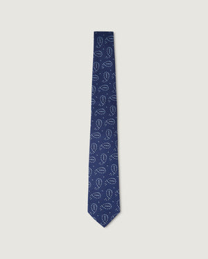 Silk tie