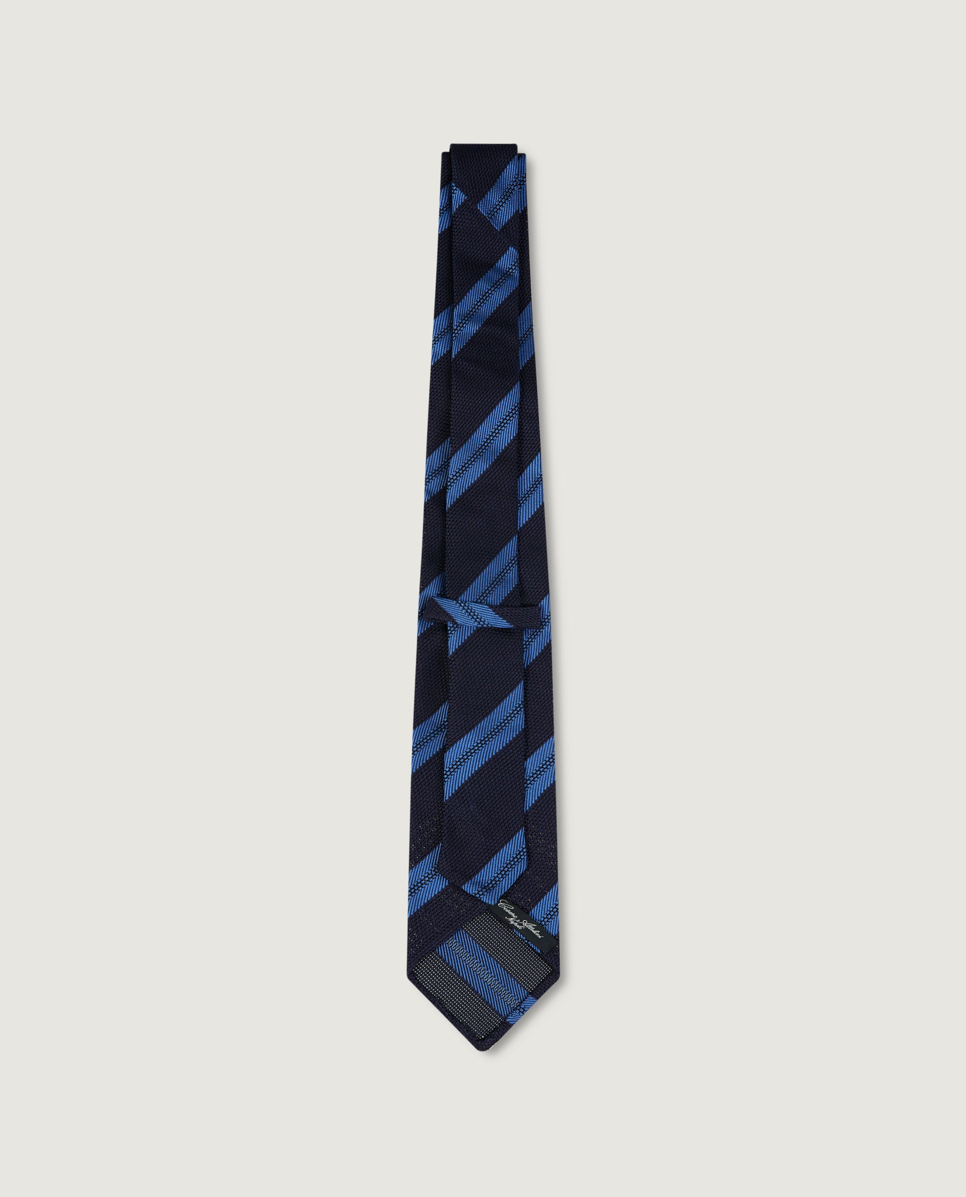 Silk tie