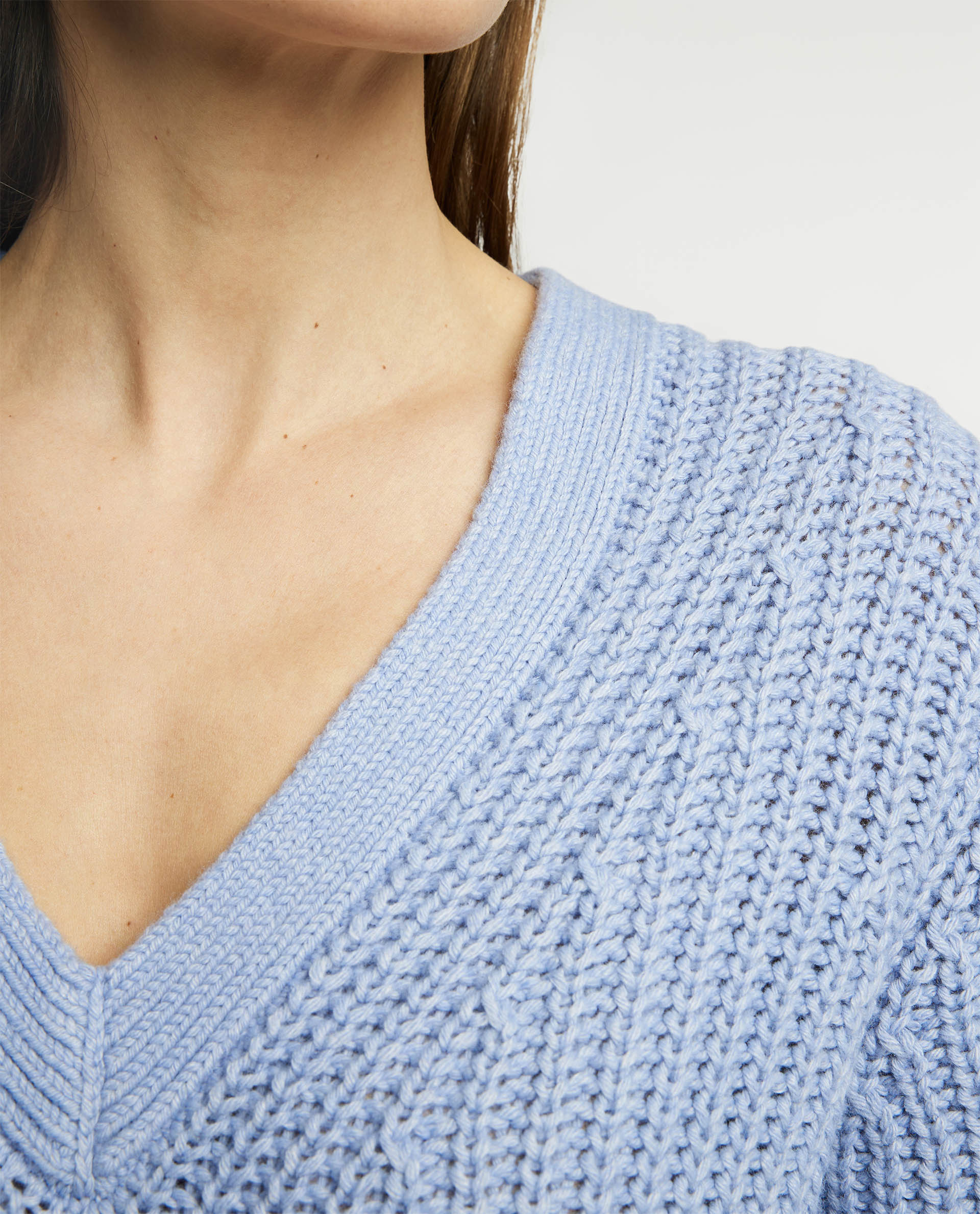 Cashmere V-neck sweater