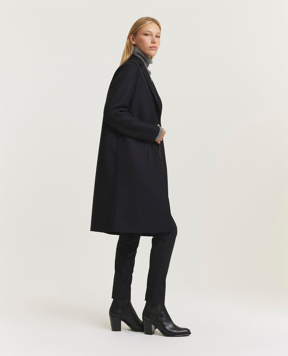 Overcoat in pressed wool