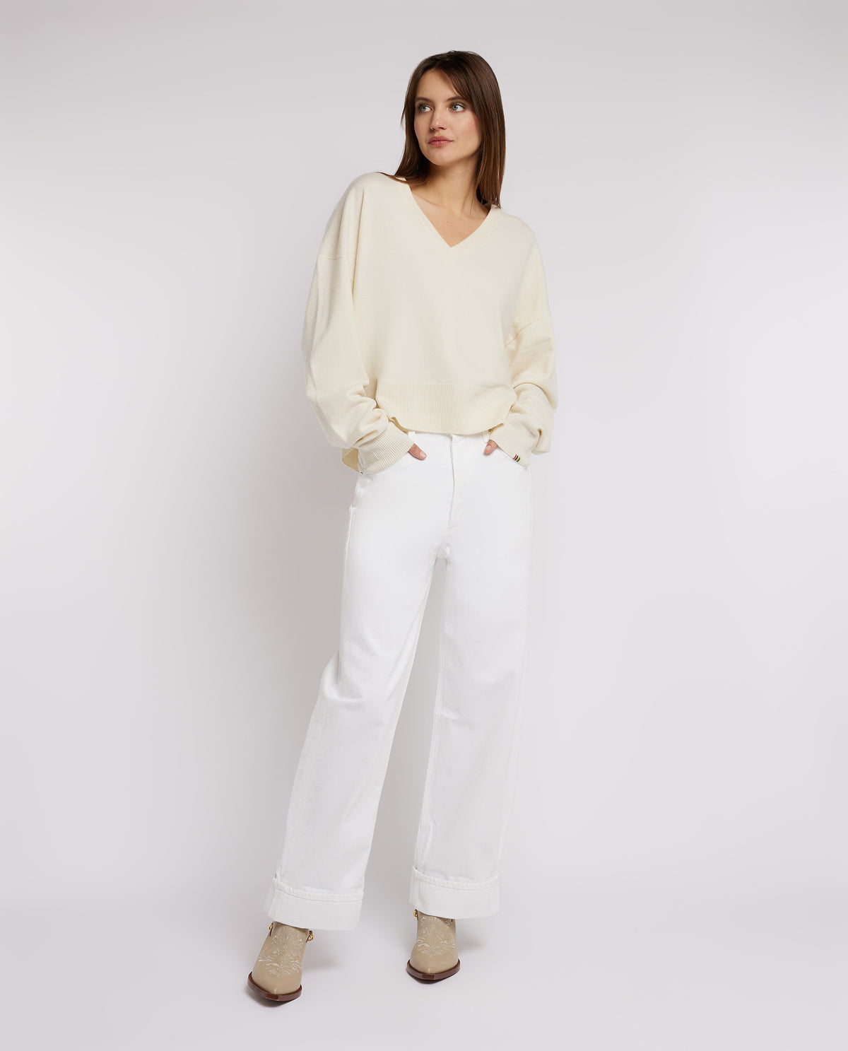 Cashmere V-neck sweater