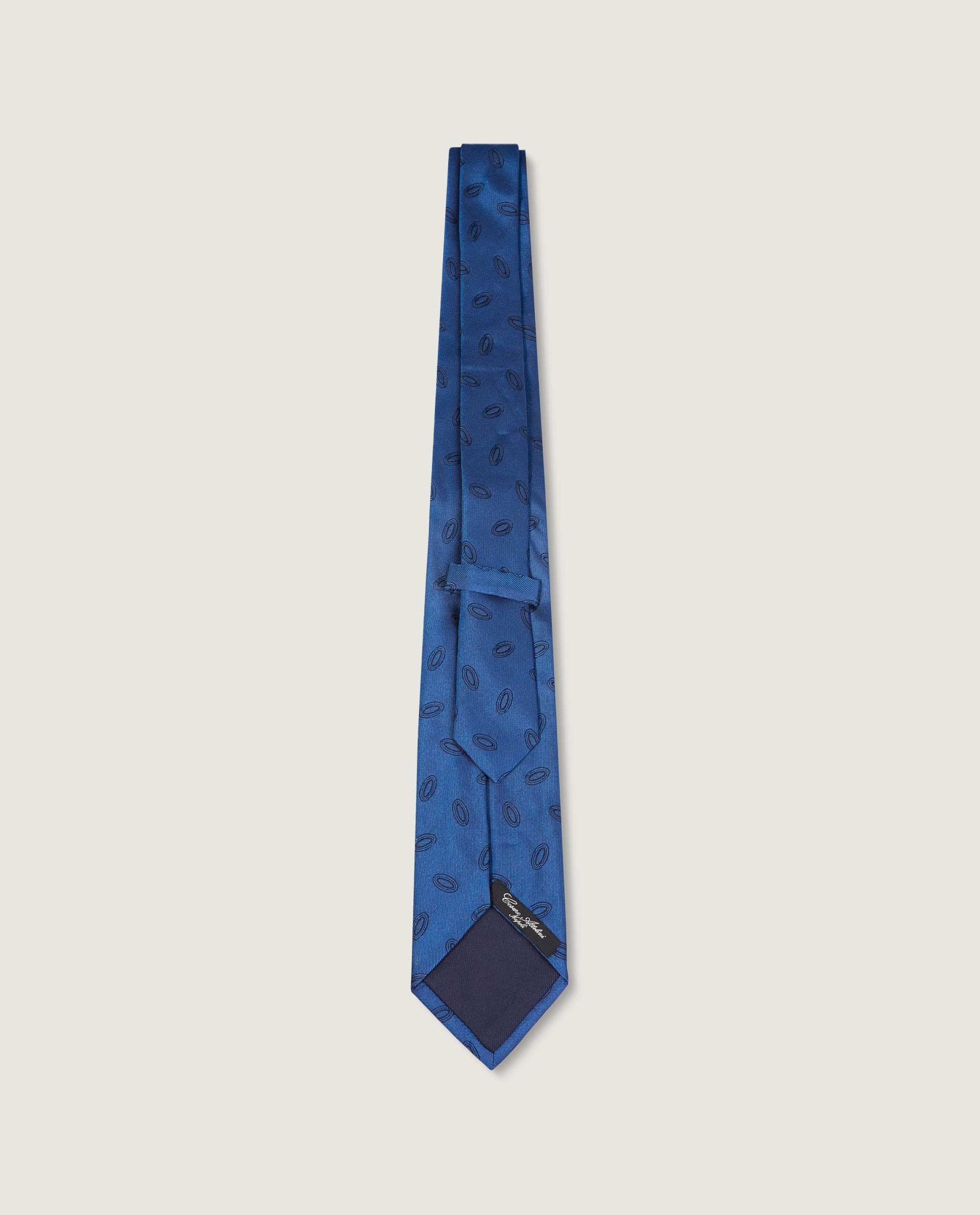 Silk tie