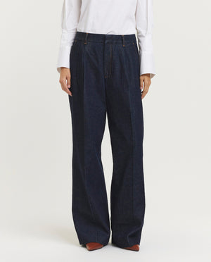 Wide leg trousers