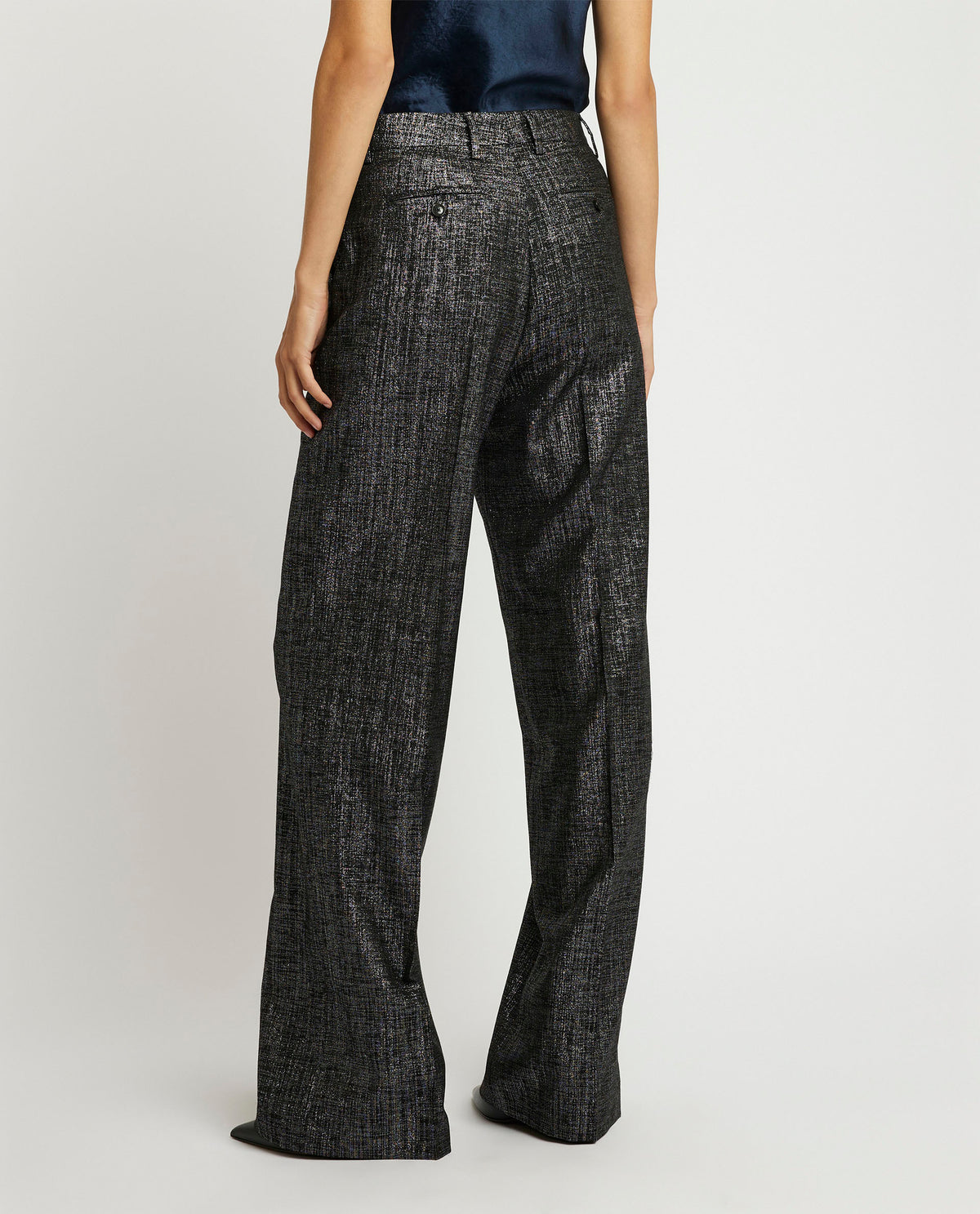 Wide leg trousers