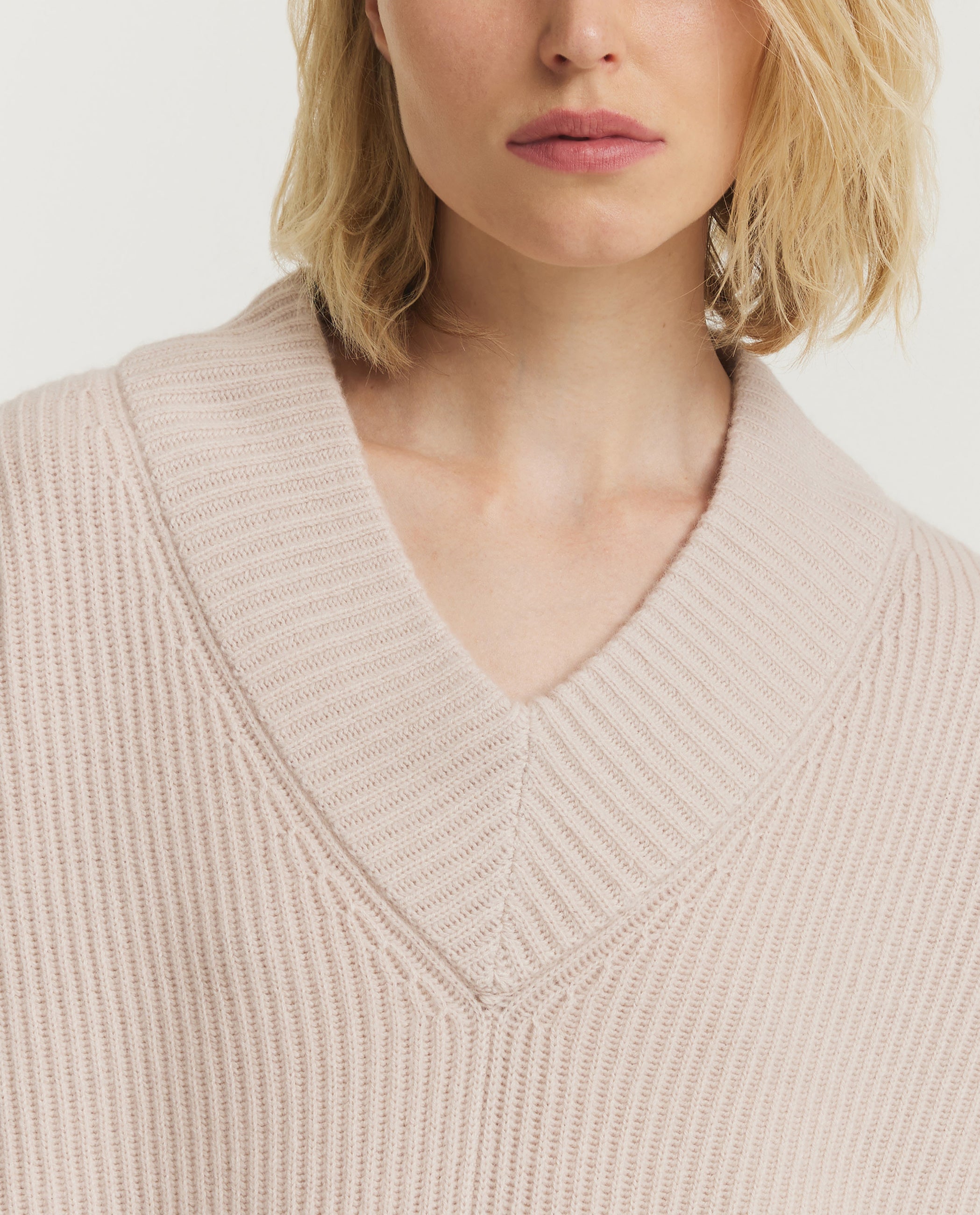 Coarse V-Neck Sweater
