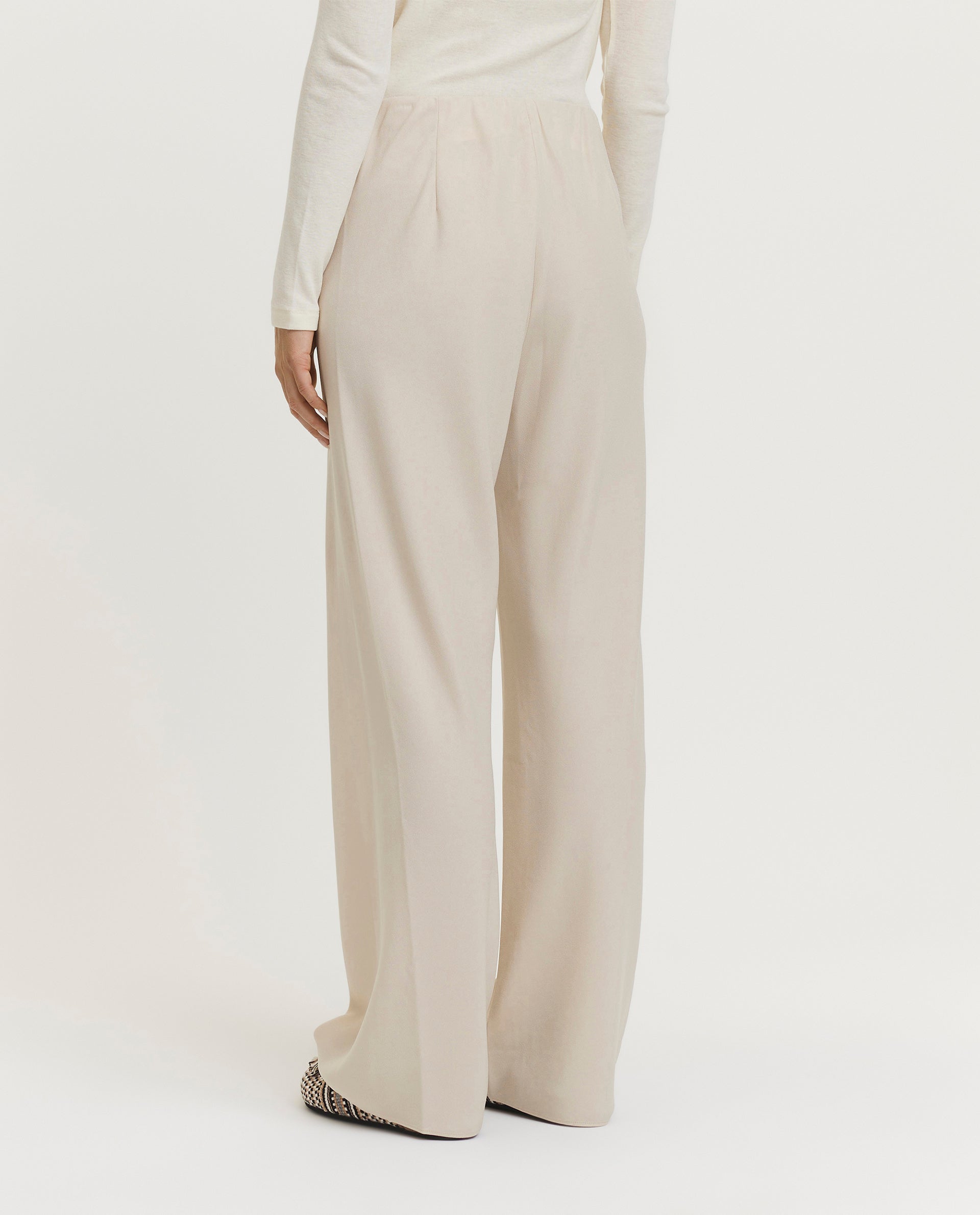 Wide leg trousers