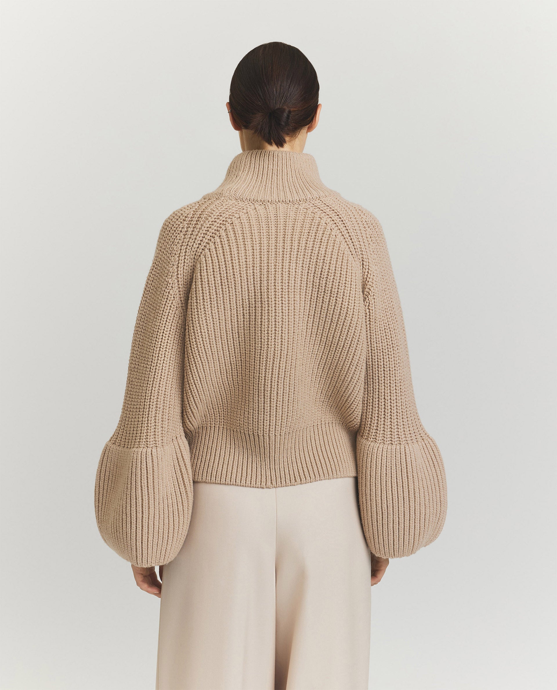 Loose fit turtleneck  