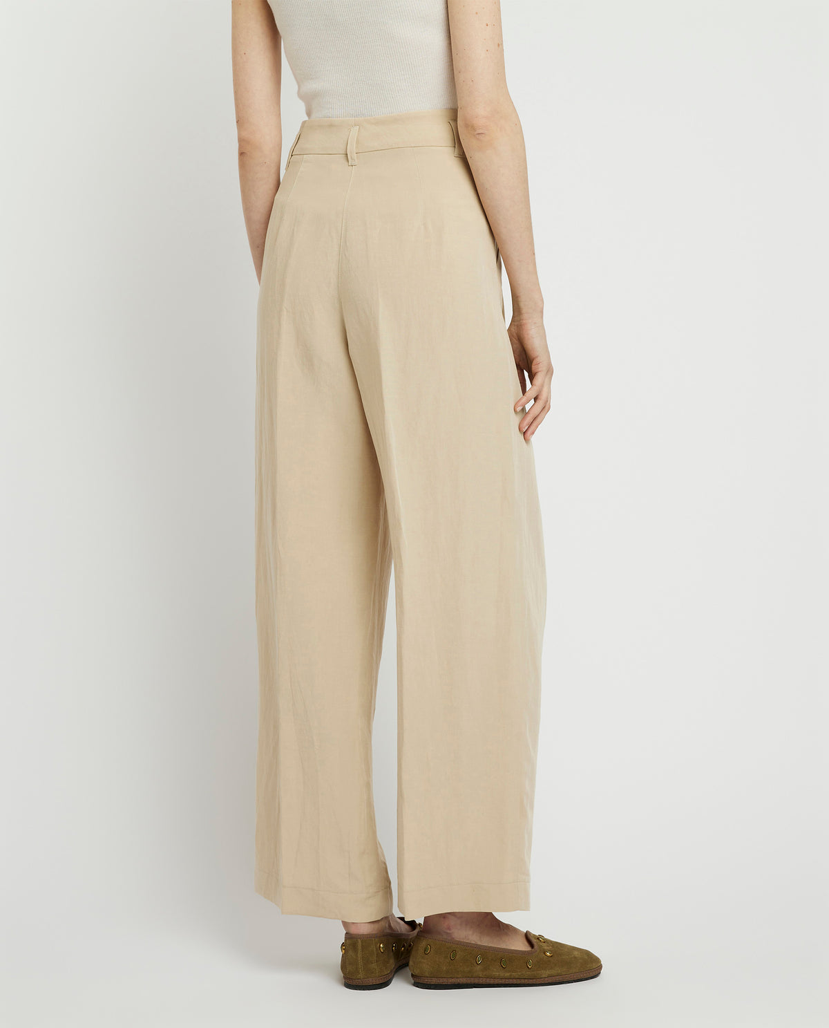 Wide leg trousers