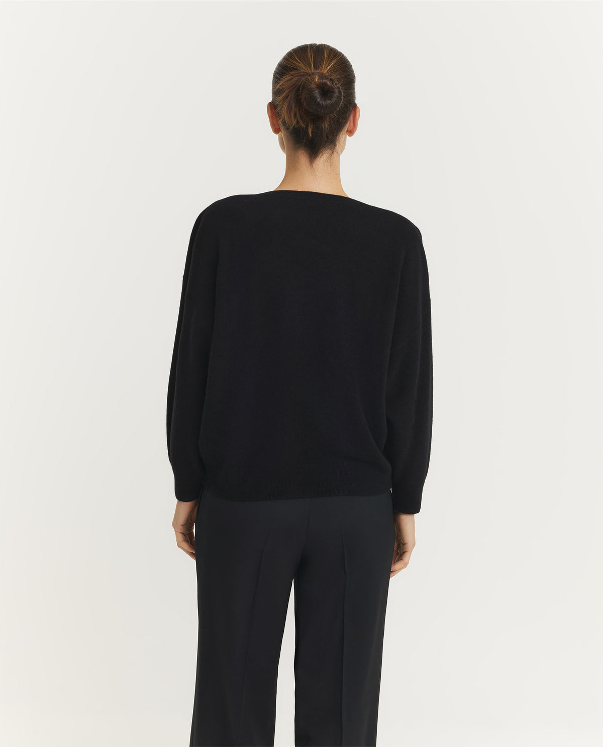 Wol Cashmere Deep-V Sweater