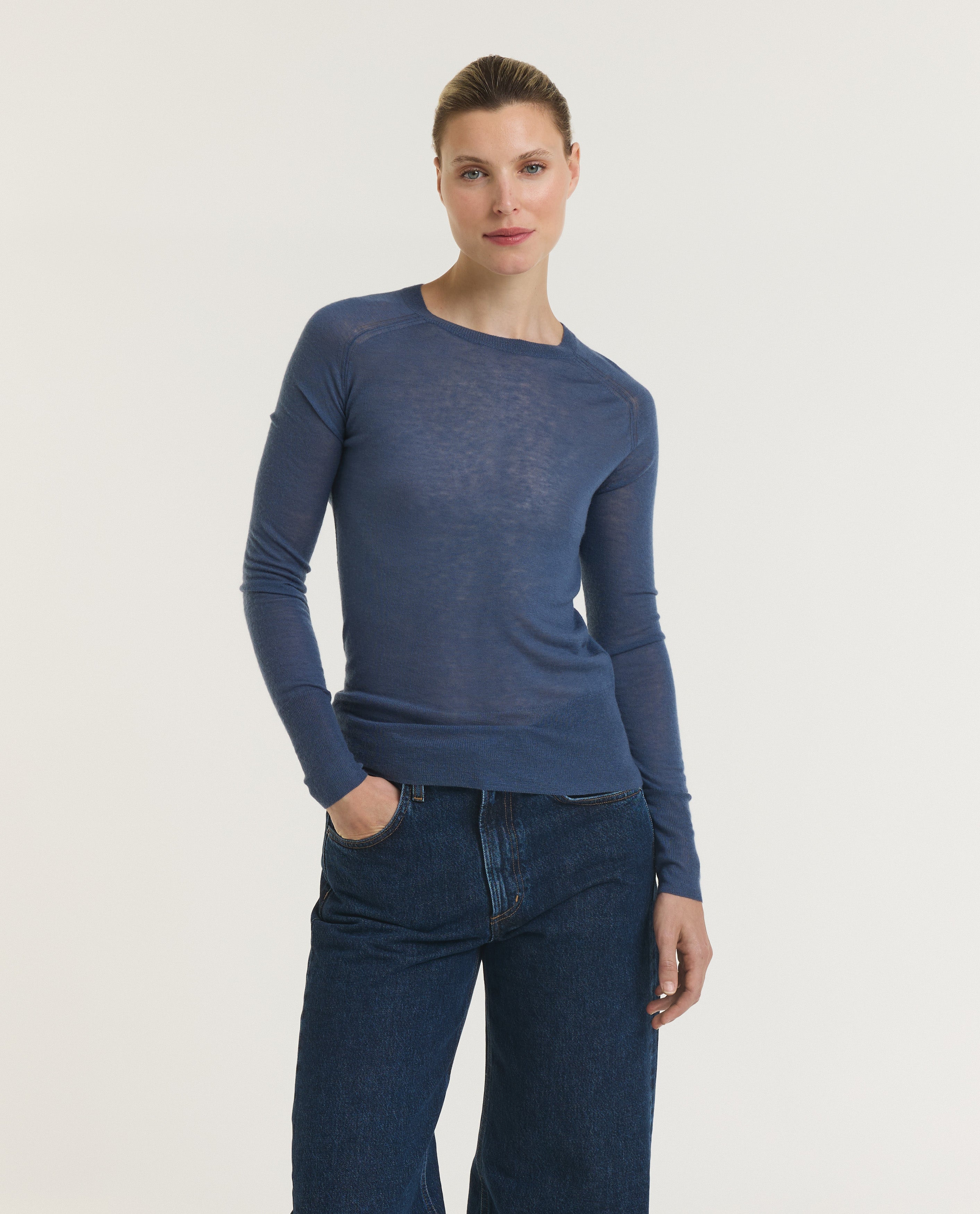 7/f/3/9/7f3926cdf7a46d0ce13eb2a1aa0af3da06b14f9f_450l390029ws830_1.jpg