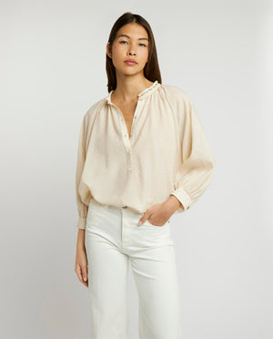 Voluminous blouse