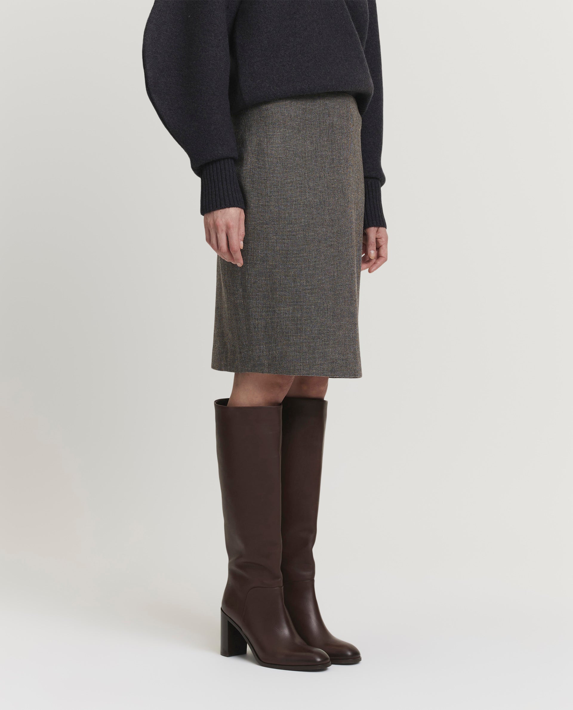 Wool-blend pencil skirt