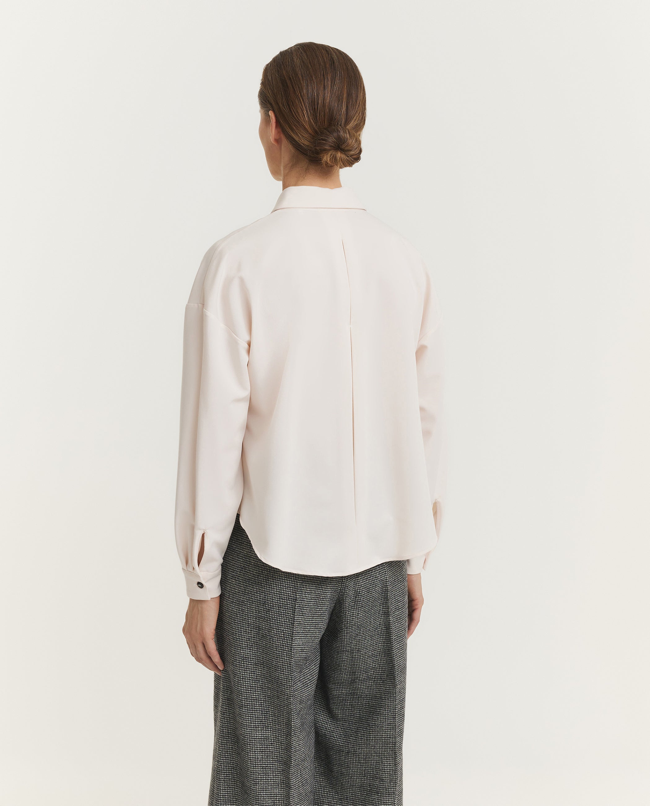 Slight Cropped Blouse