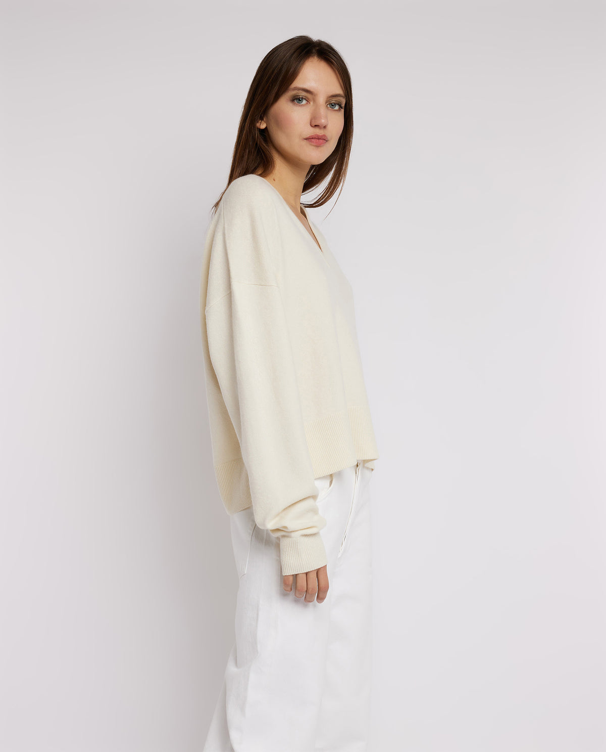 Cashmere V-neck sweater