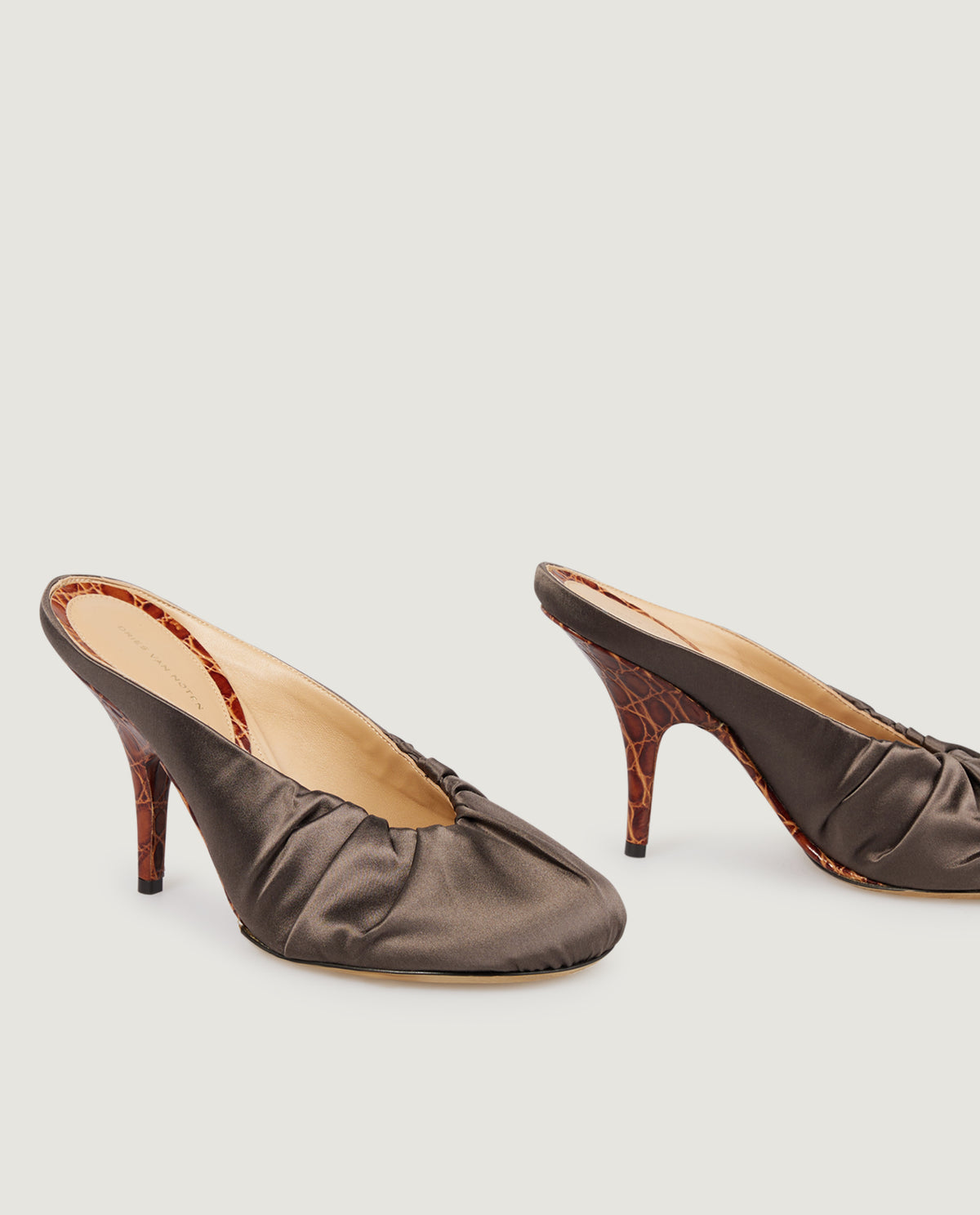 Satijnen Hak Muiltjes - Bruin