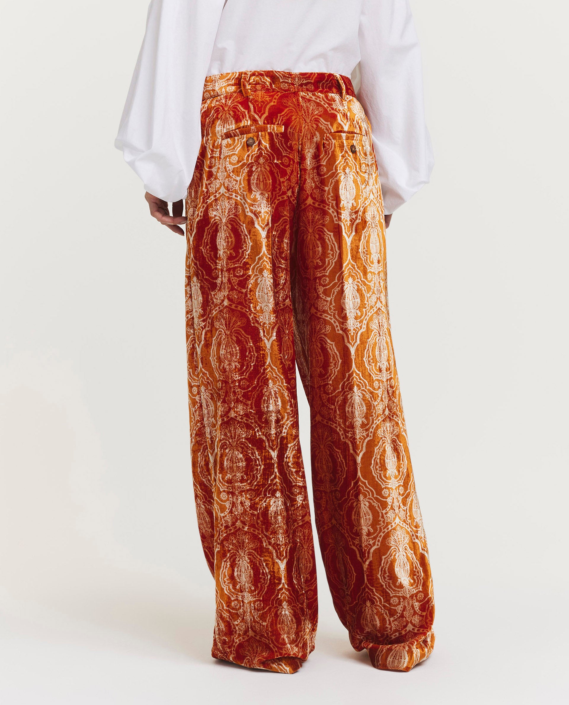 Wide leg pants