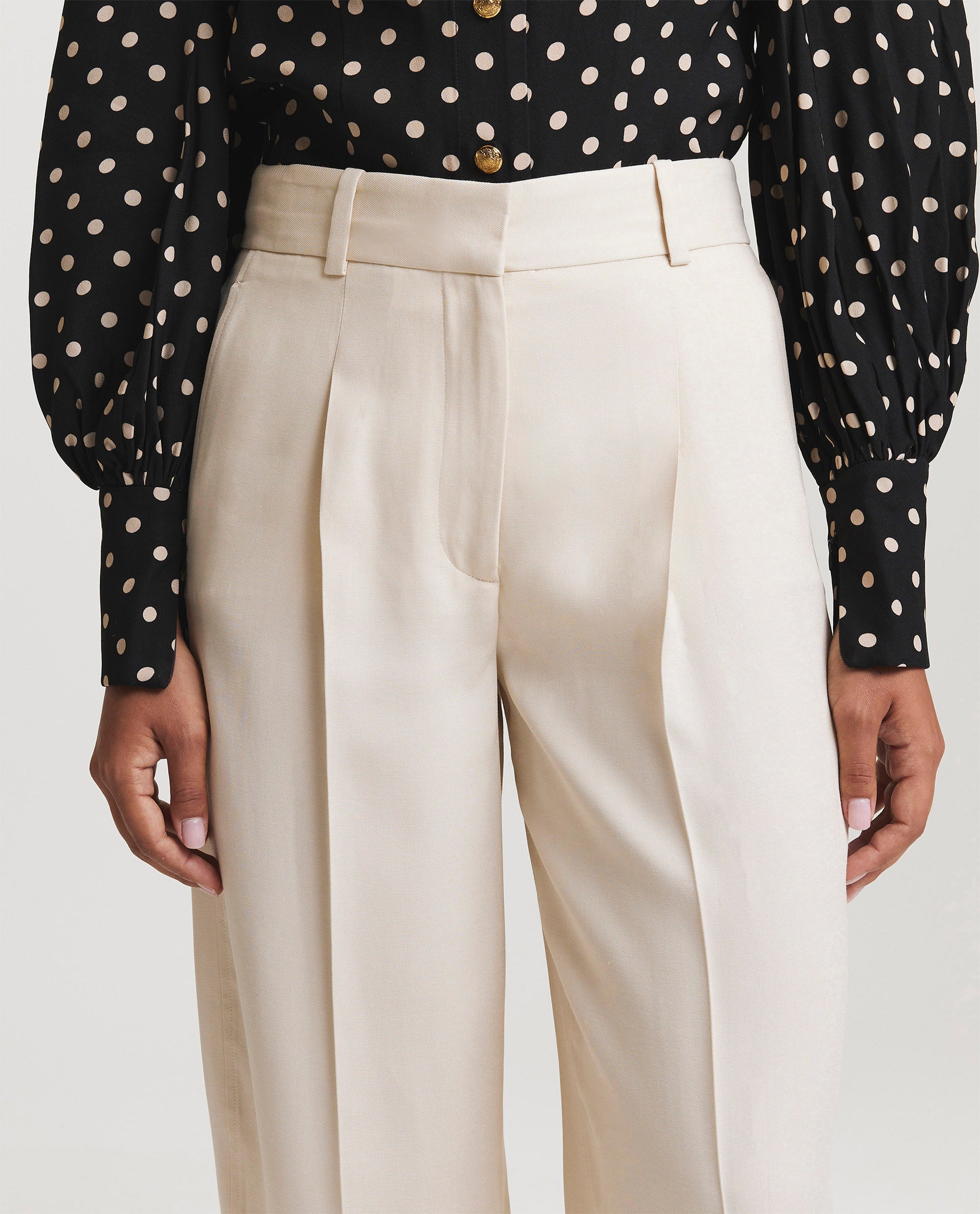 Wide leg trousers