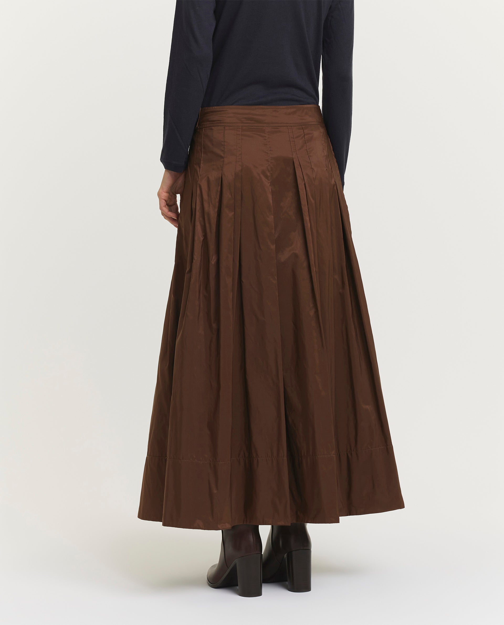 Pleated skirt