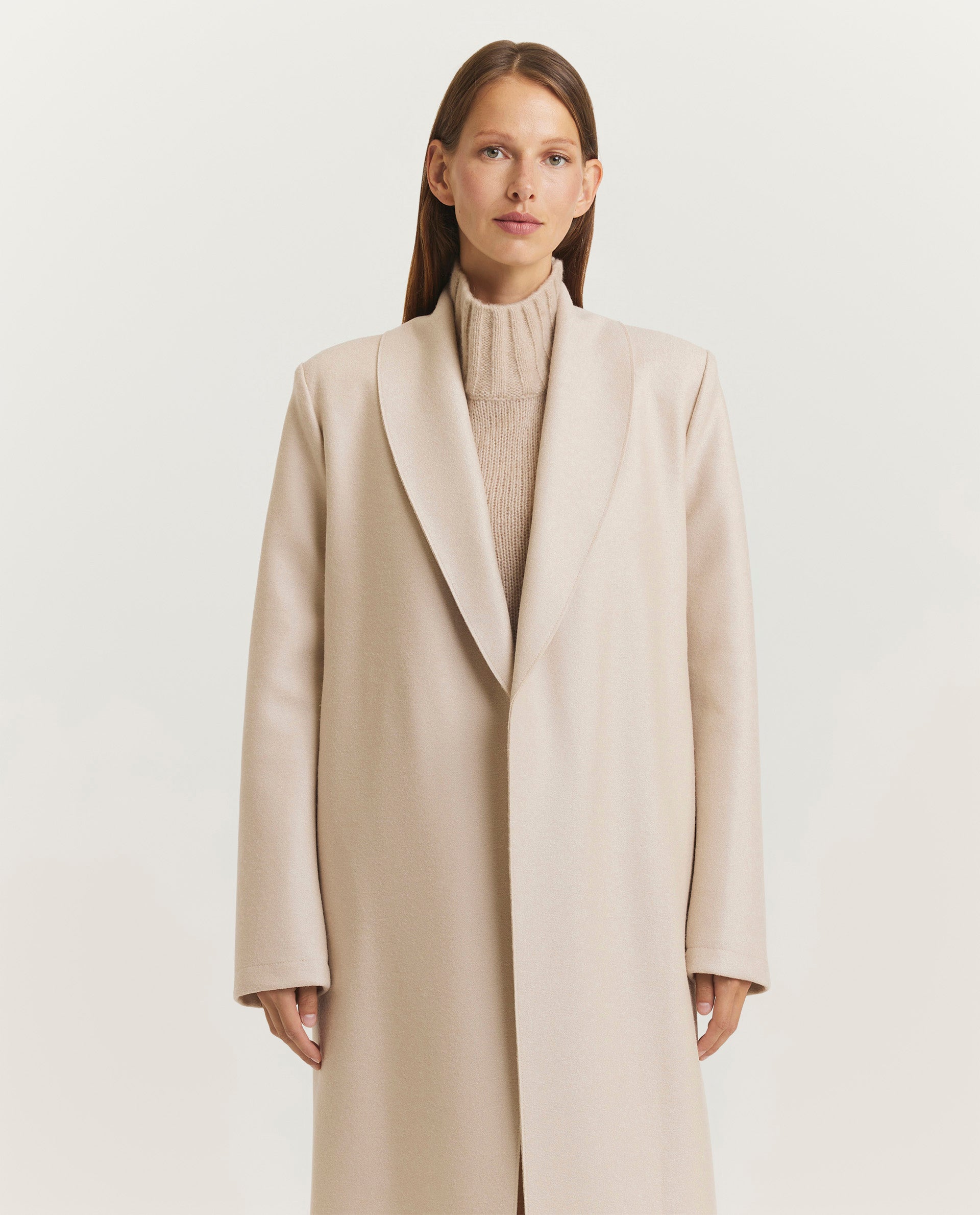 Long wool coat 