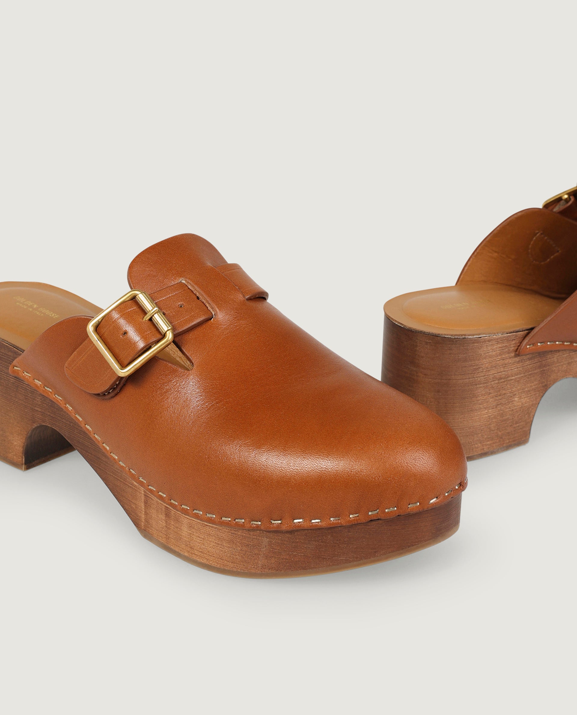 Leather clogs