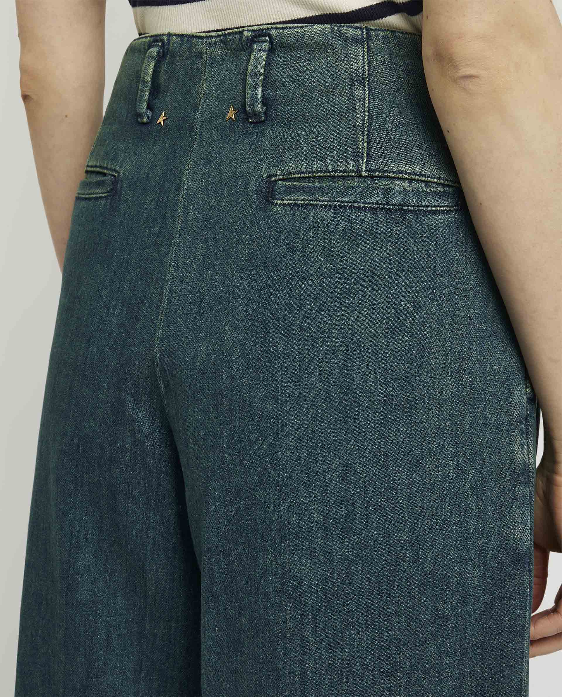 Wide leg jeans