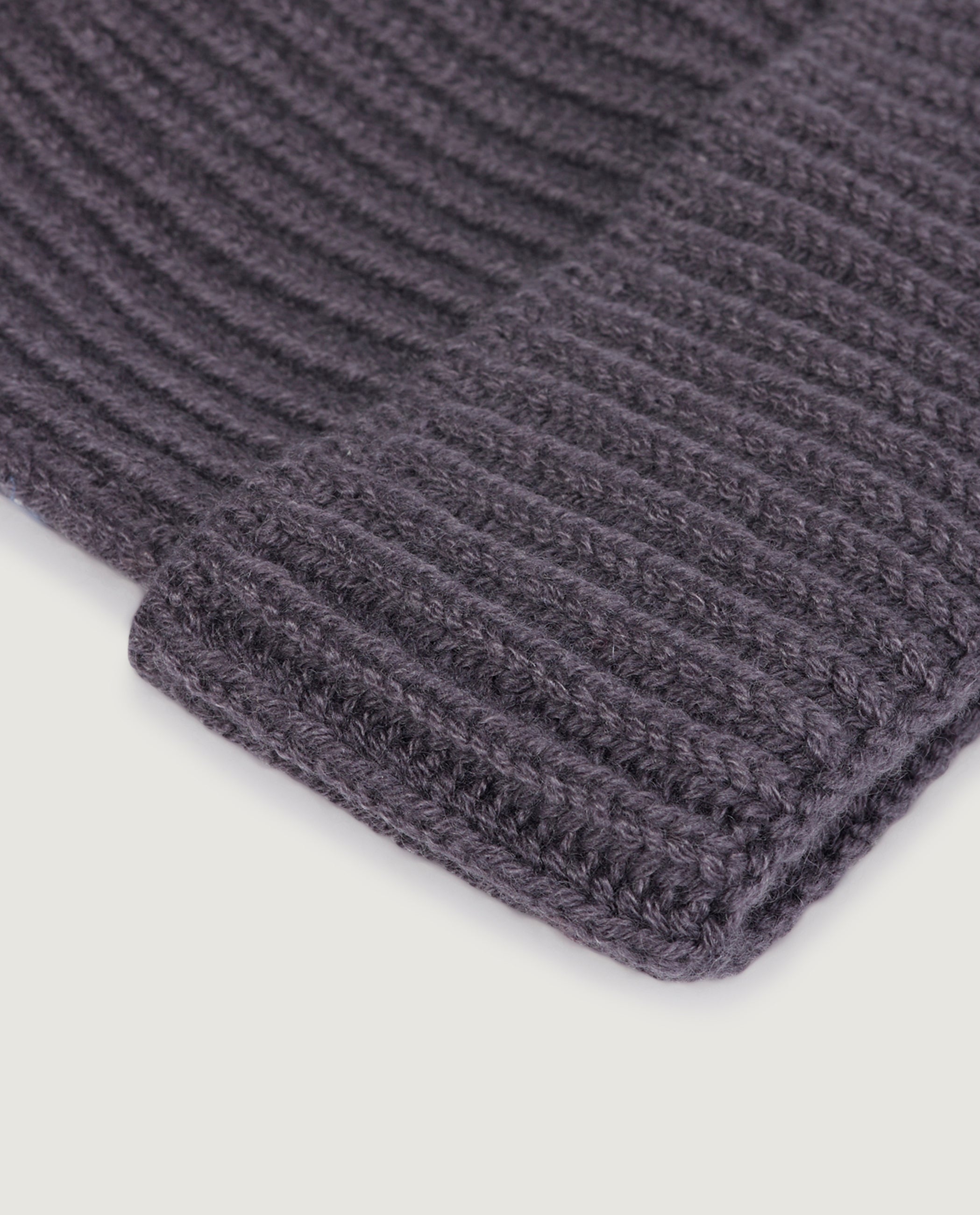 Solid Cashmere Beanie