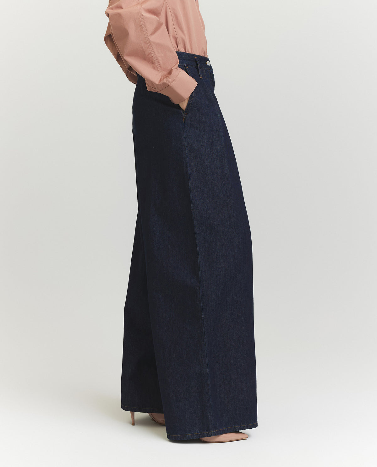 Wide leg jeans