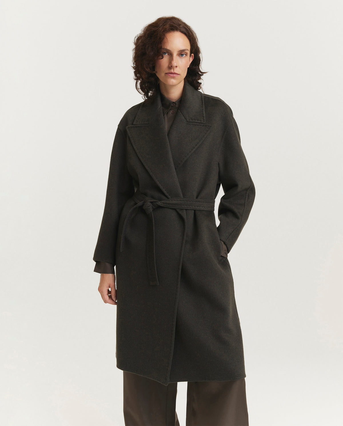 Oversized cashmere coat
