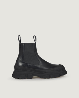 Chelsea boots