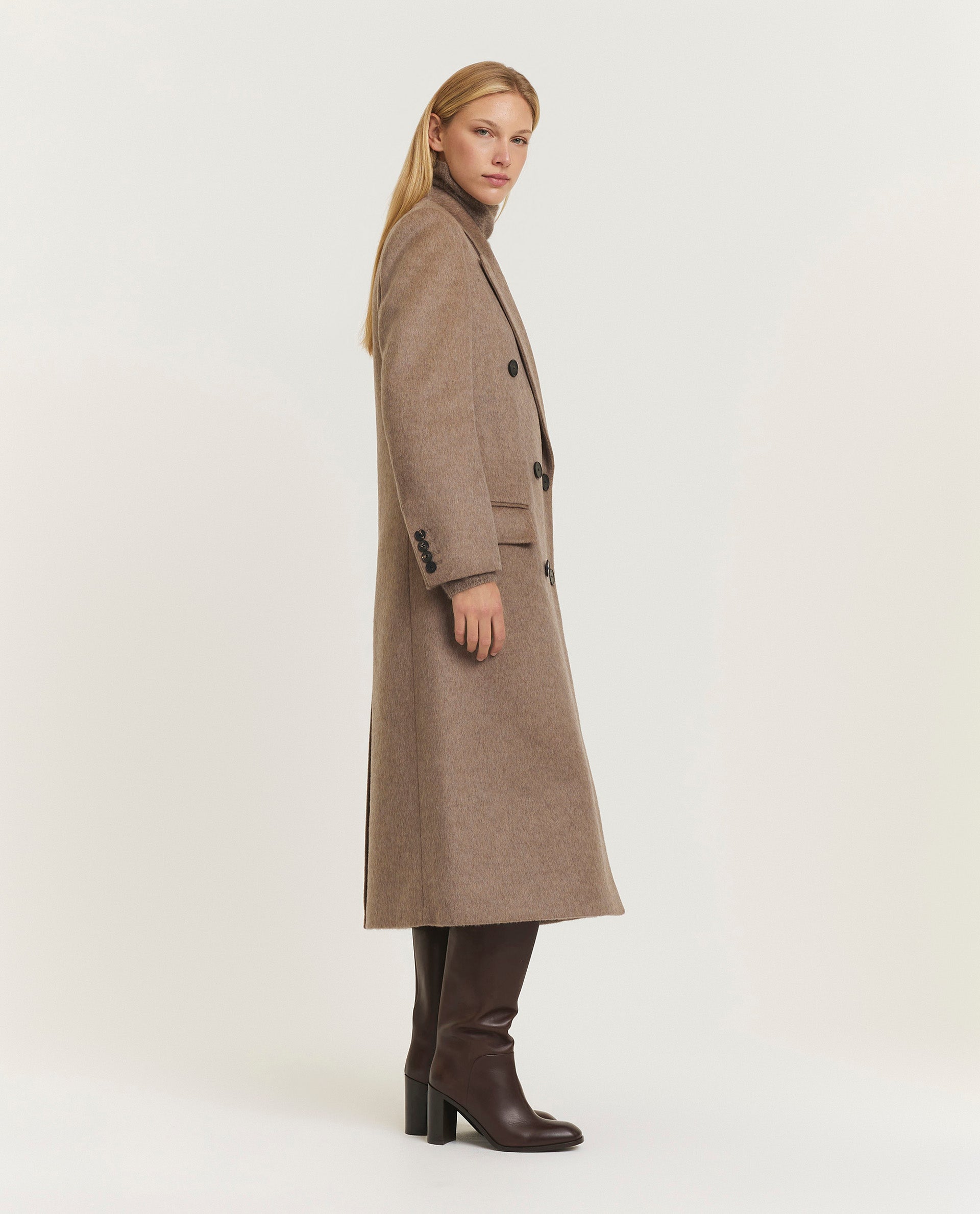 Wool coat 