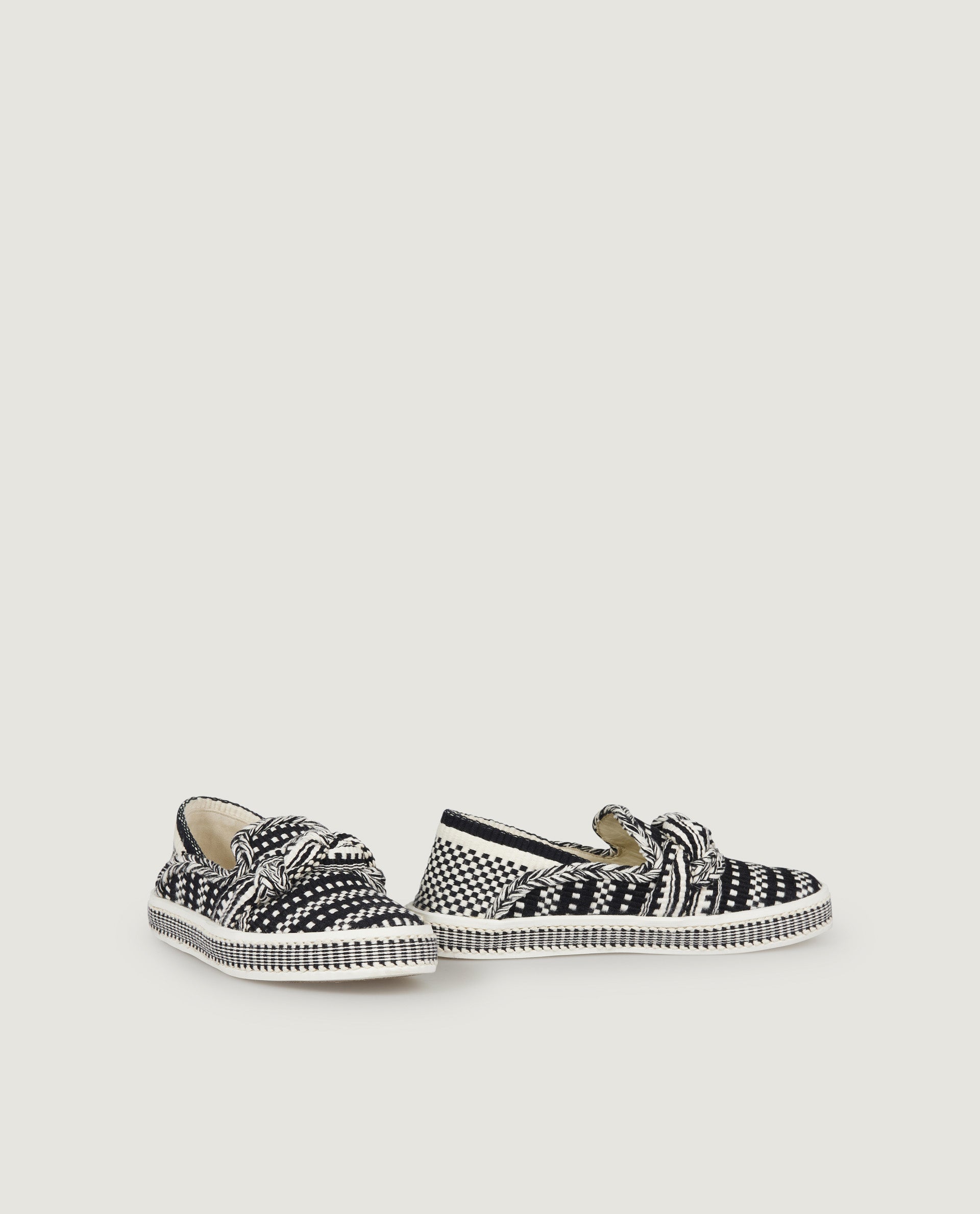 Andrea slip-ons