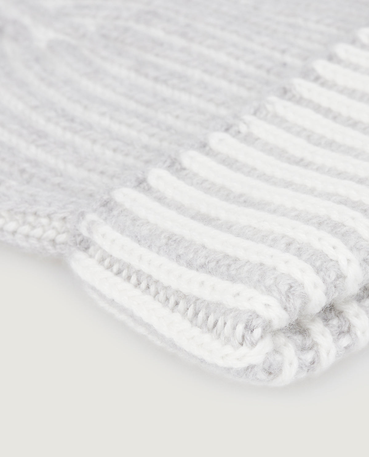 Cashmere Dinghy Muts - Lichtgrijs