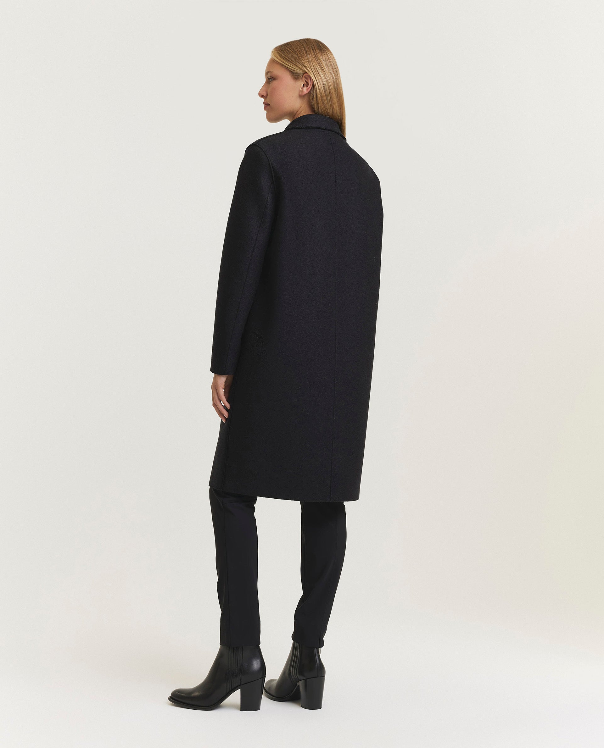 Overcoat in pressed wool