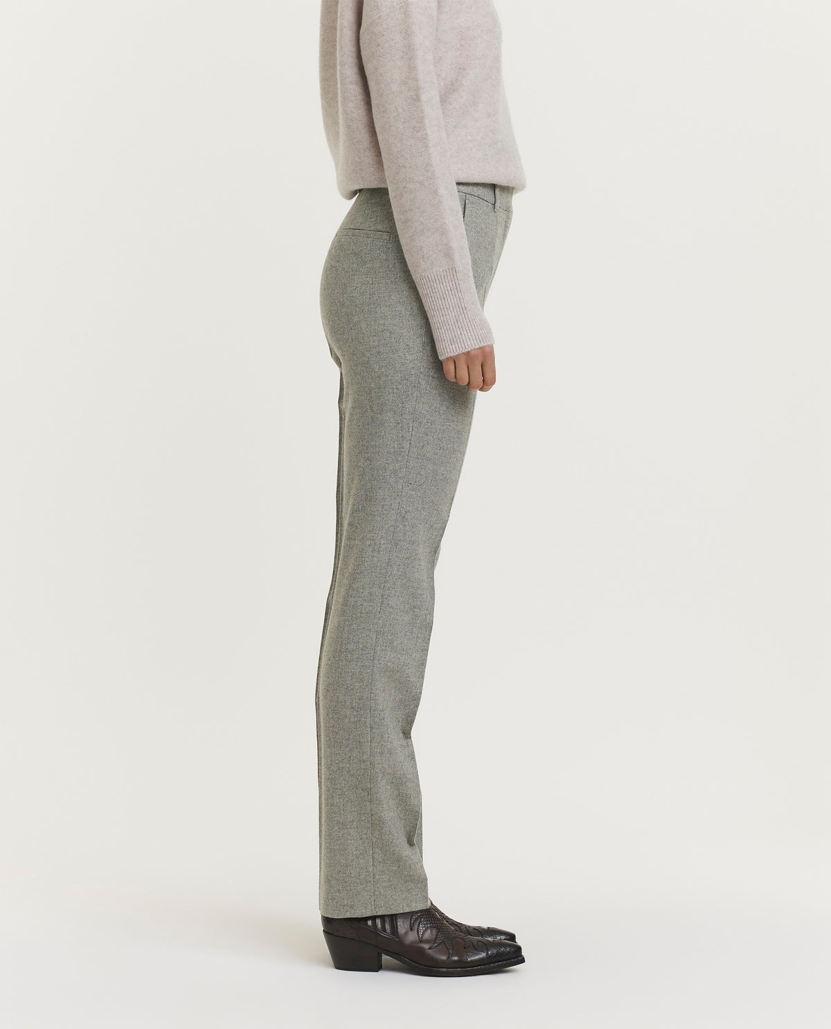 Trousers in wool-blend