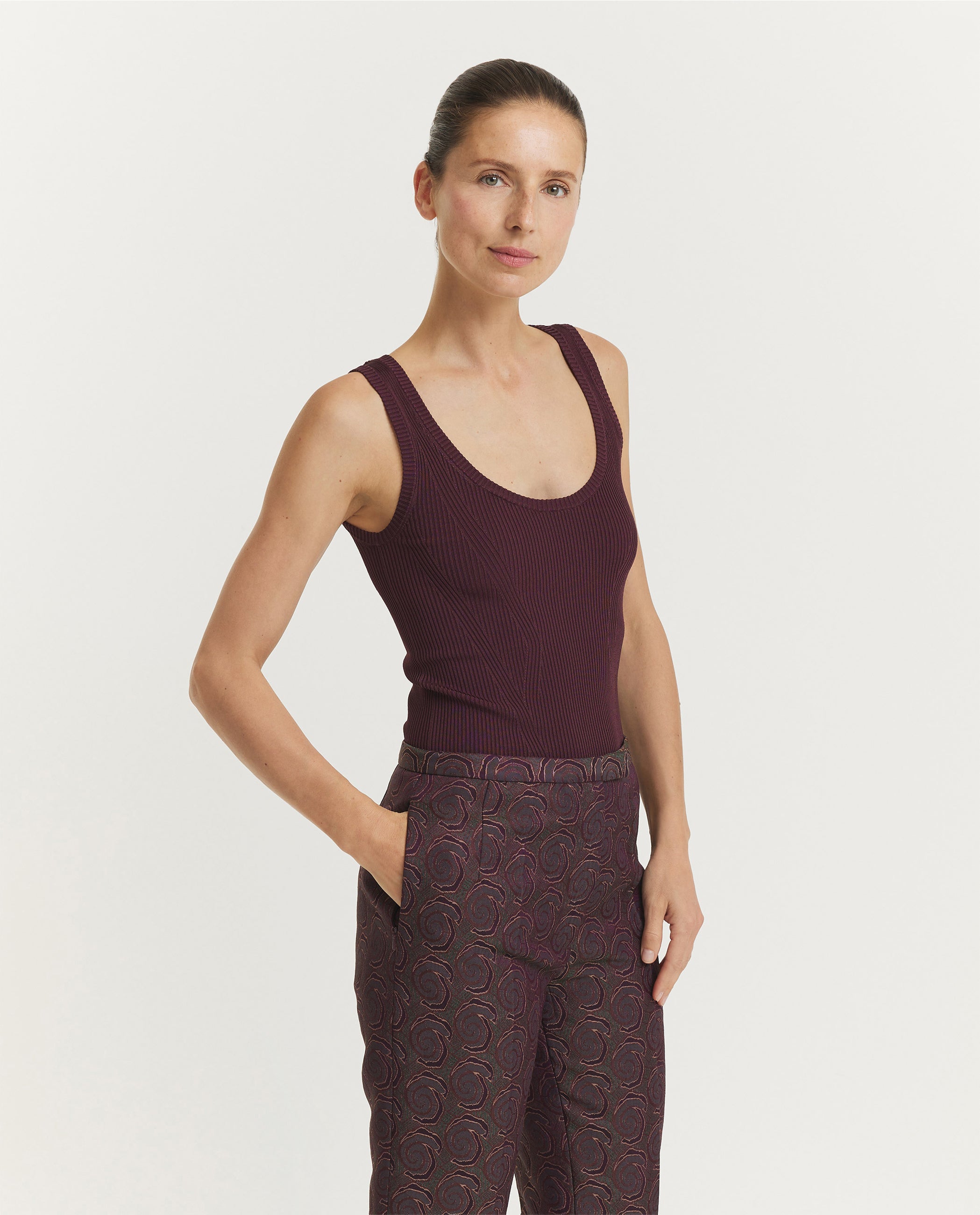 Sleeveless Topaza Top